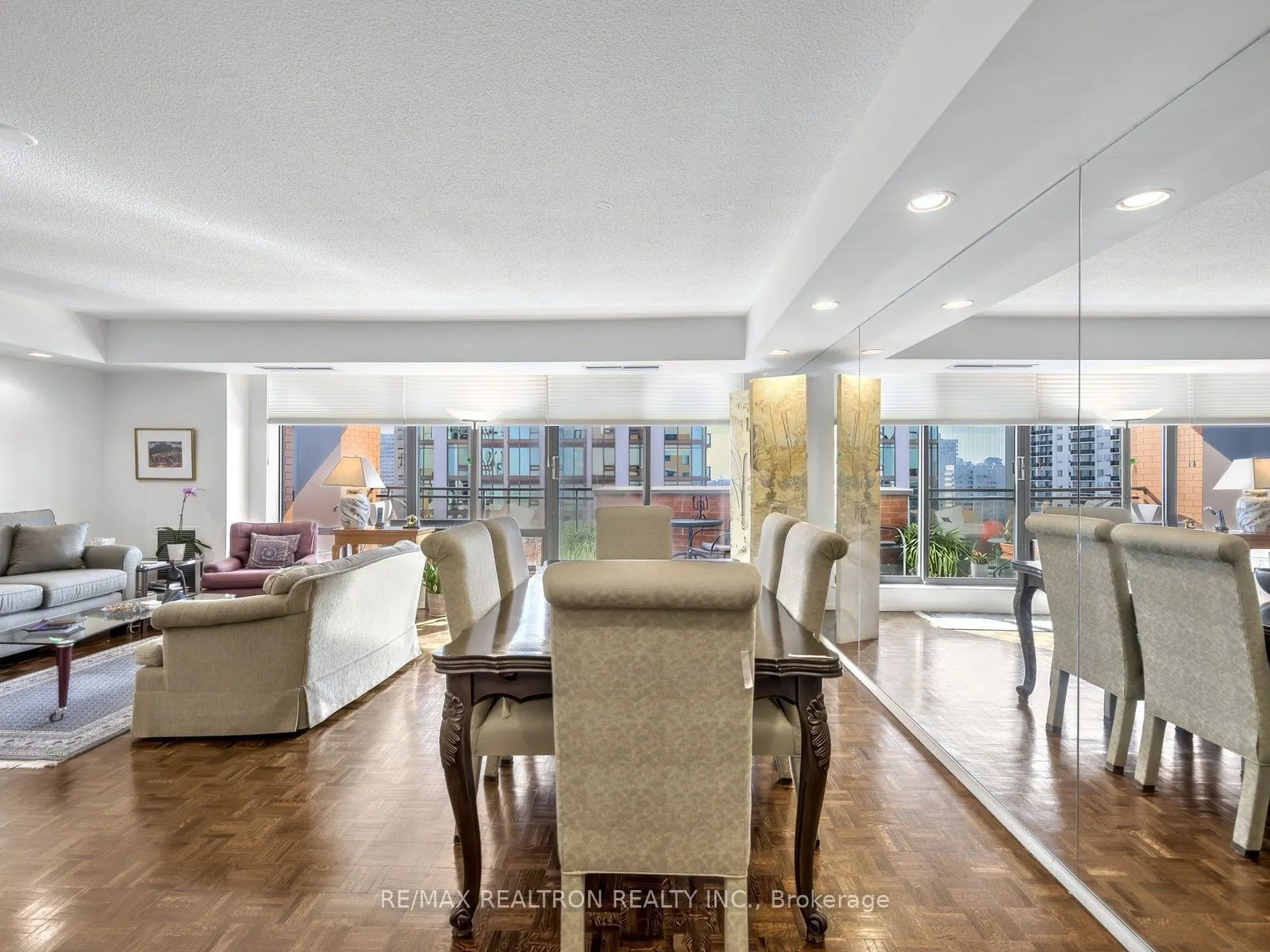 260 Heath Street W #1502