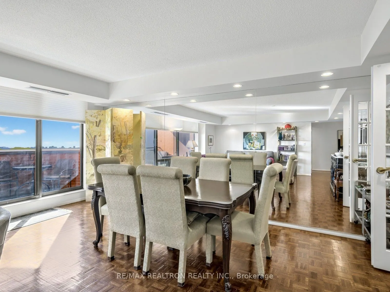 260 Heath Street W #1502