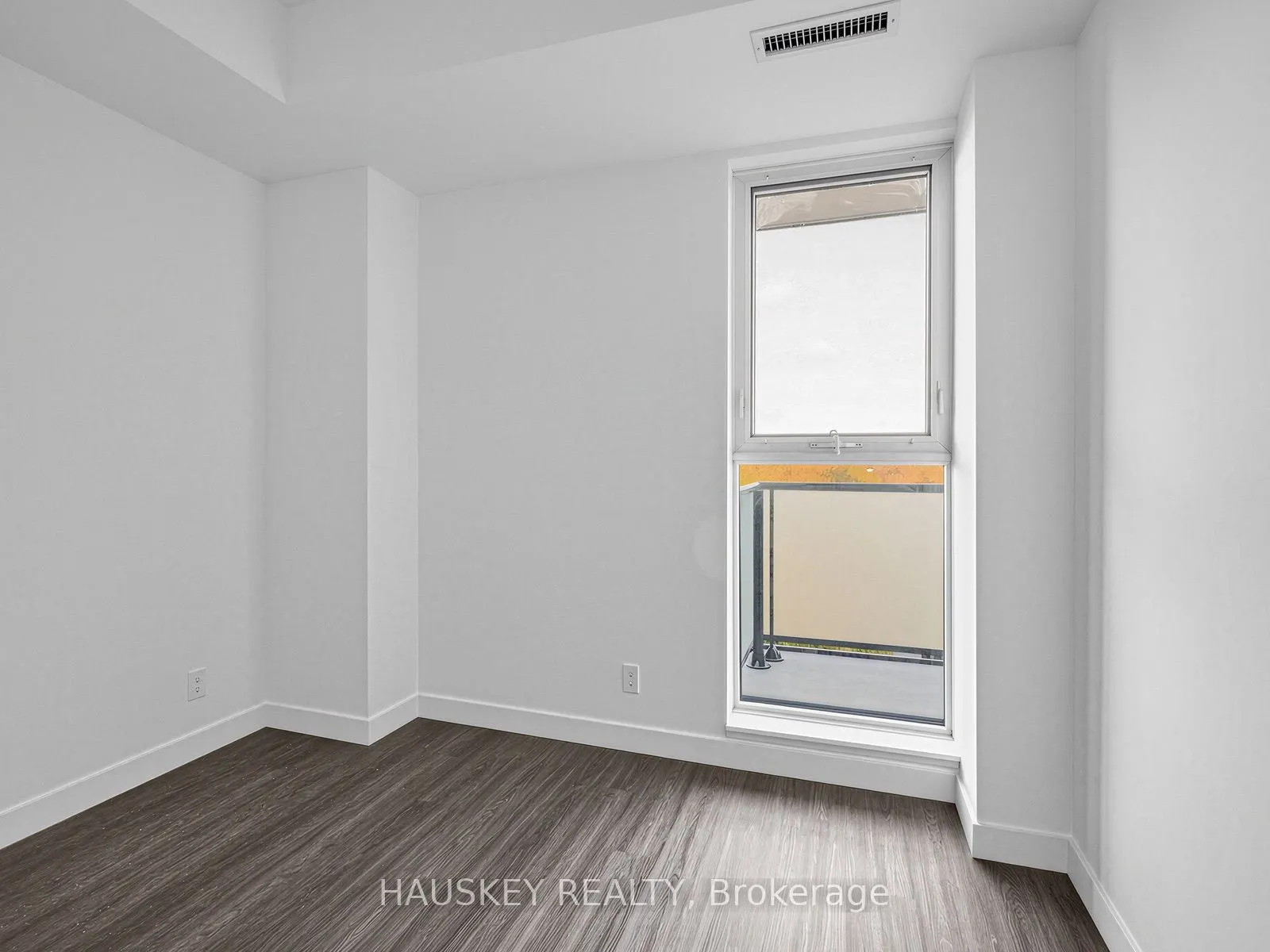 180 Alberta Avenue #603