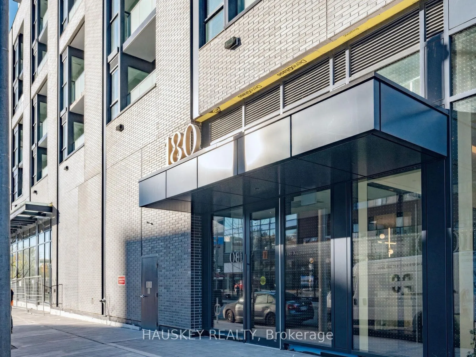 180 Alberta Avenue #603