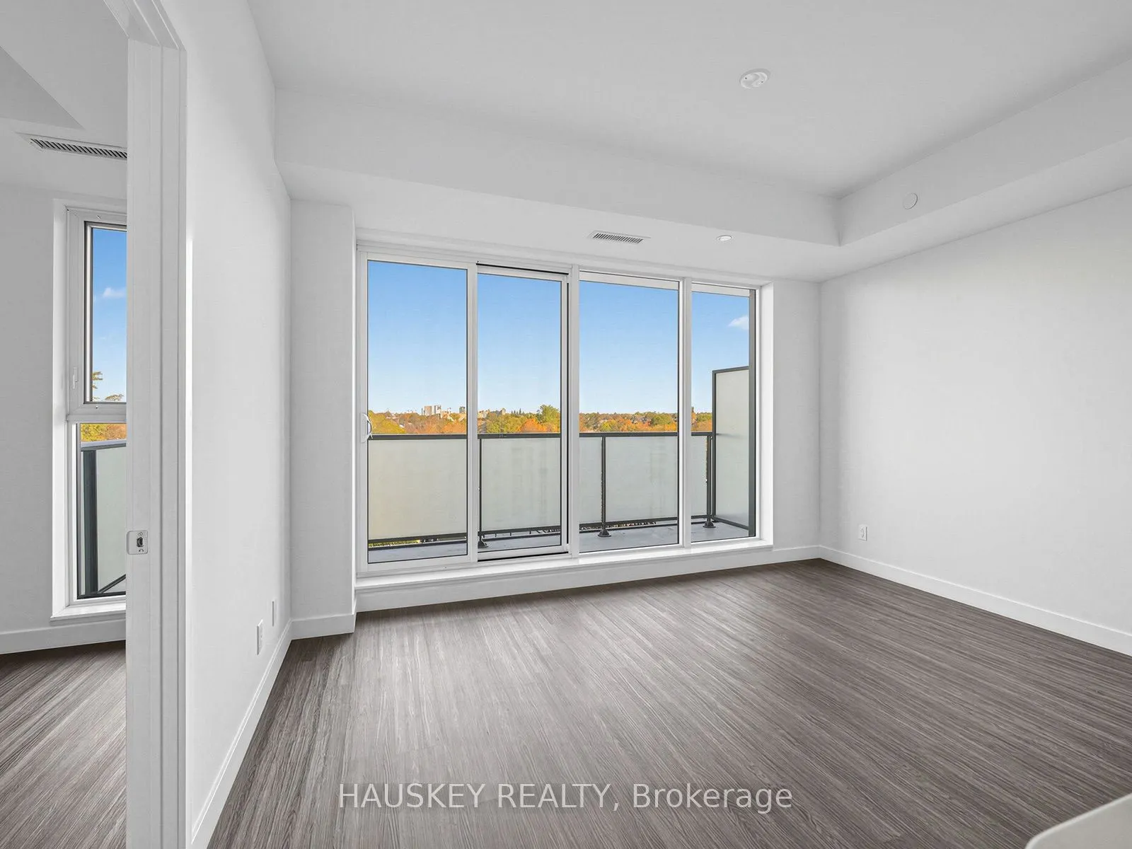 180 Alberta Avenue #603