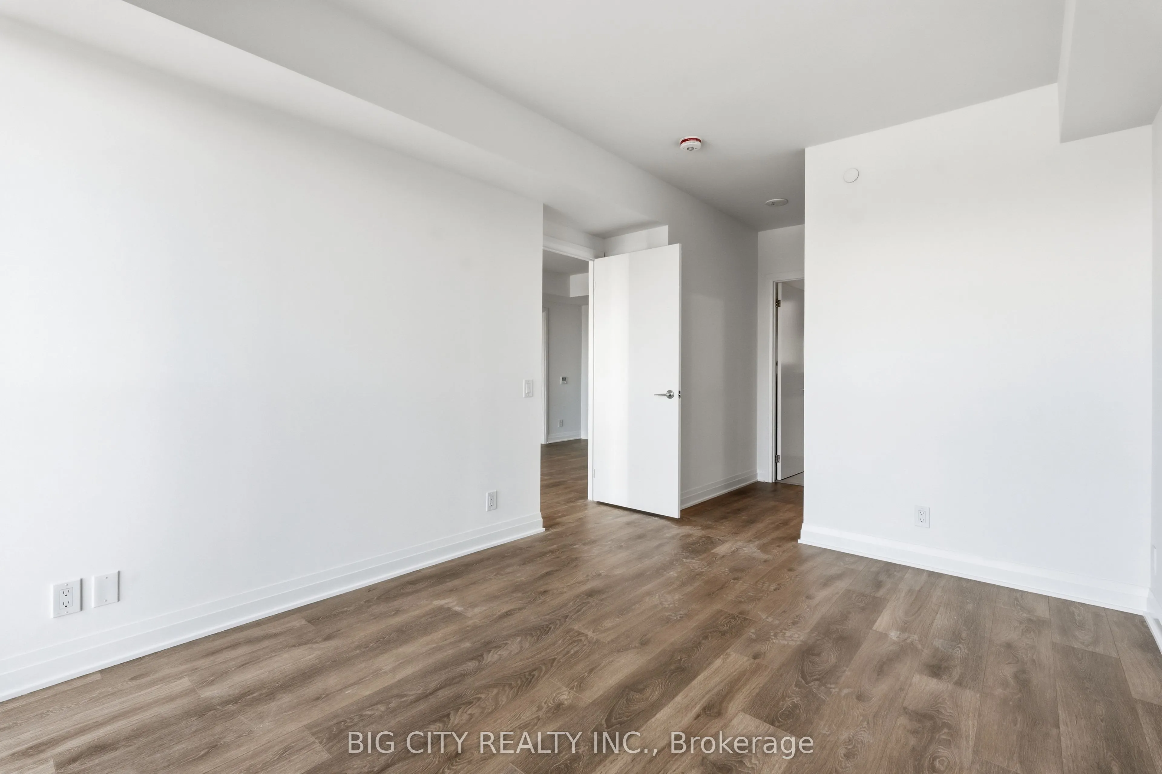25 Frederick Todd Way #1303