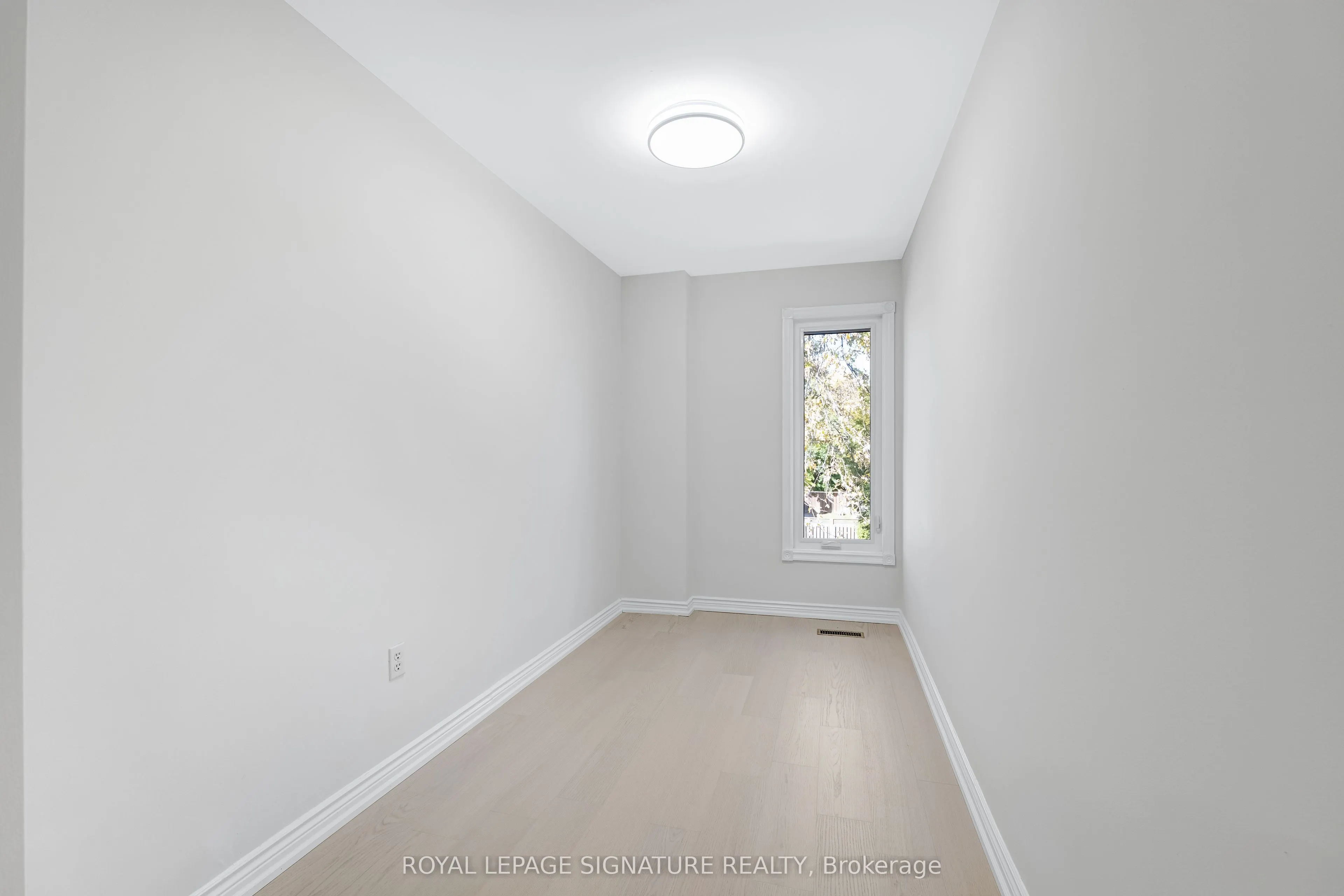 5 Patrick Boulevard