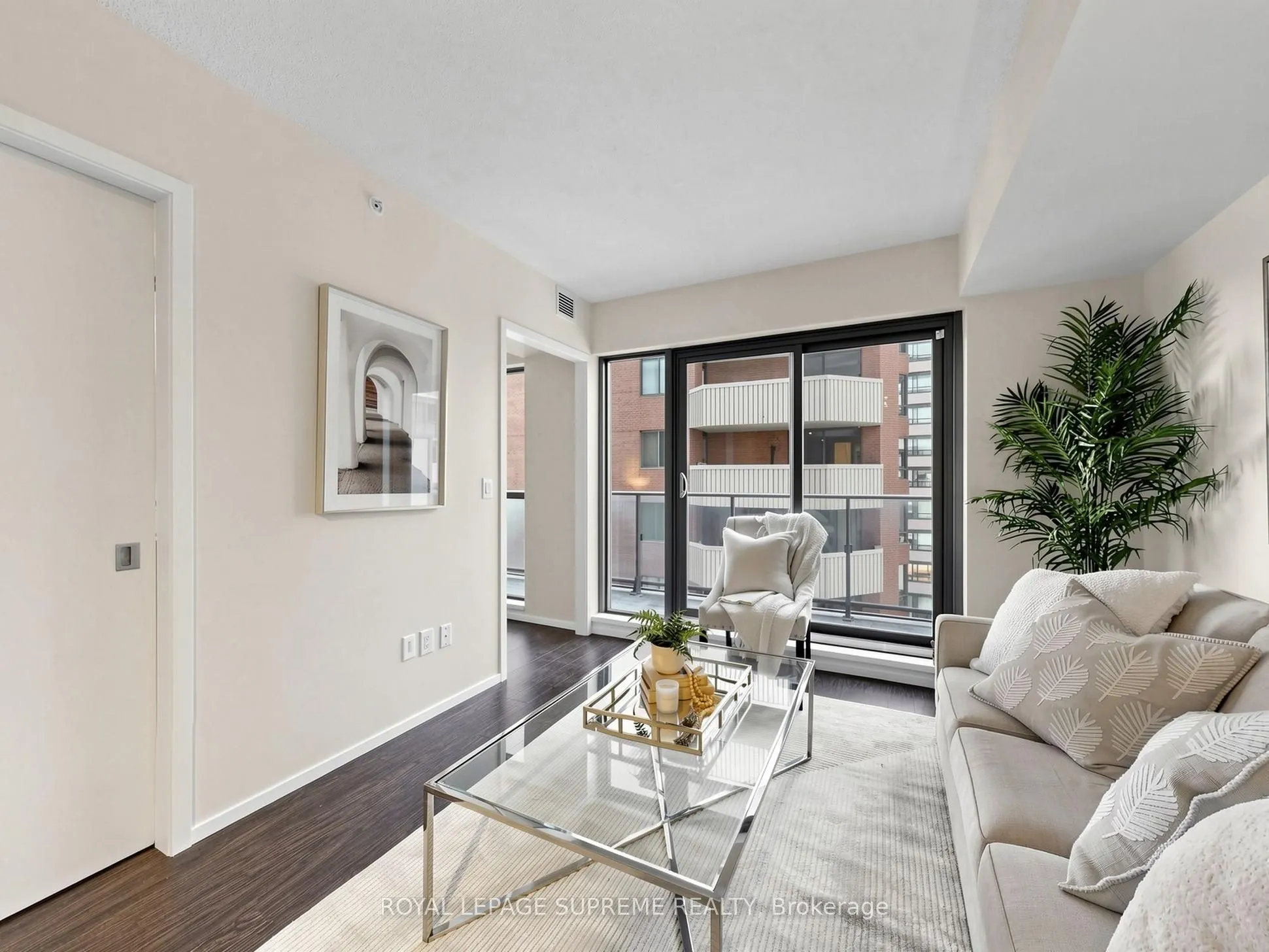 159 Dundas Street E #705