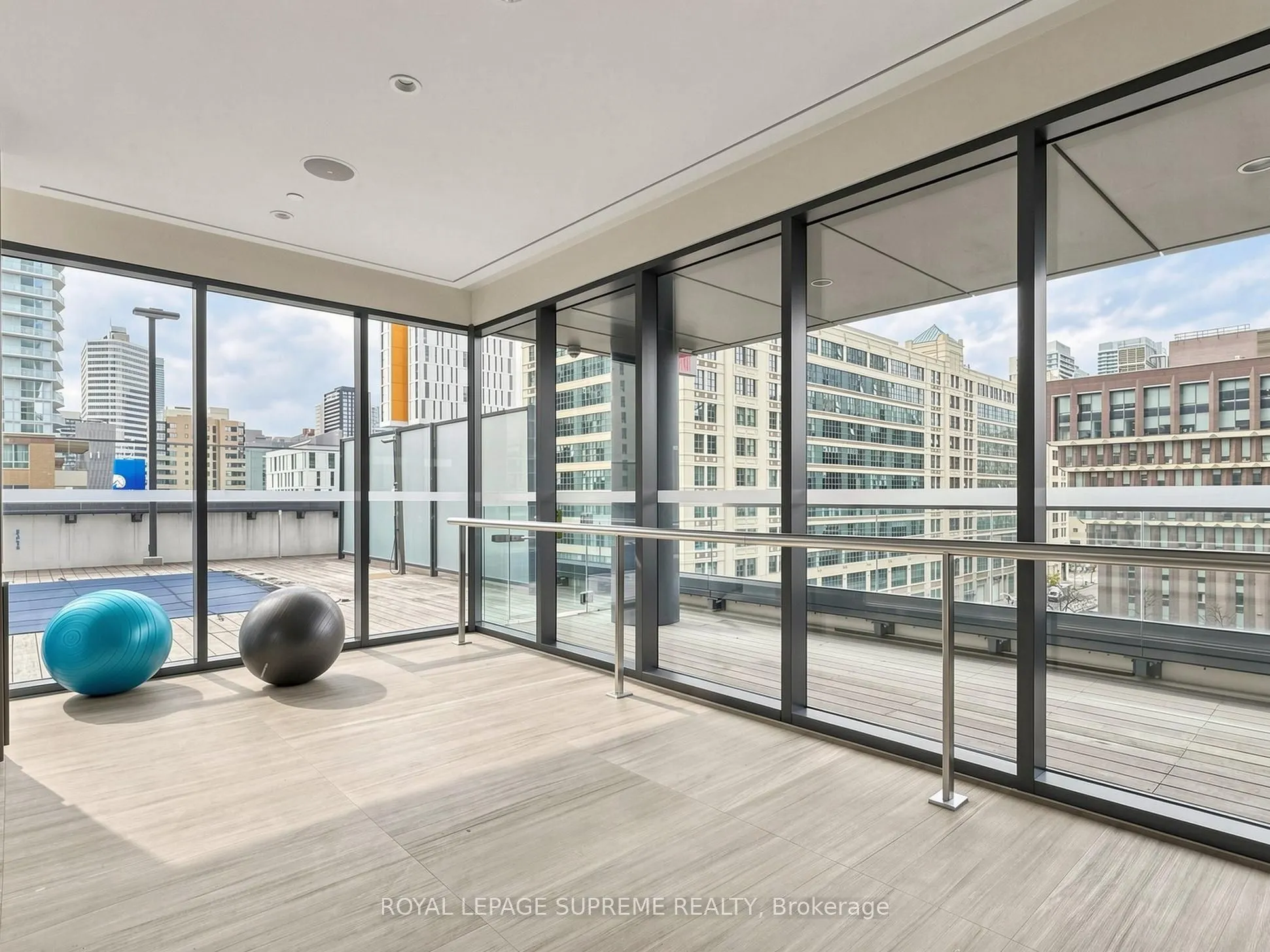 159 Dundas Street E #705