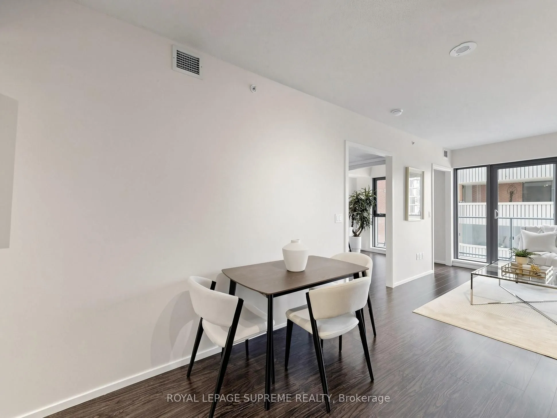 159 Dundas Street E #705