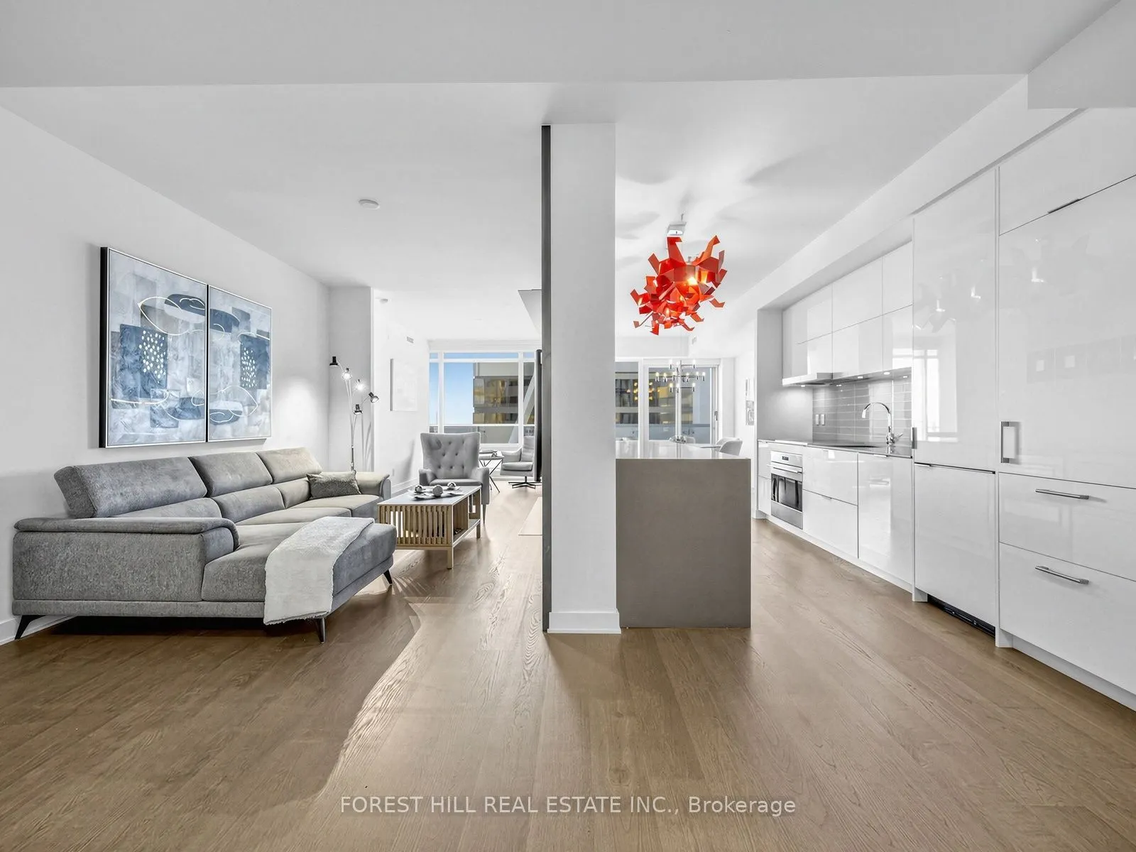 1 Bloor Street E #6805