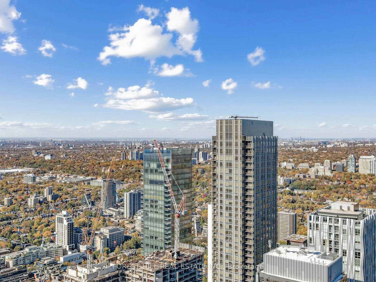 1 Bloor Street E #6805