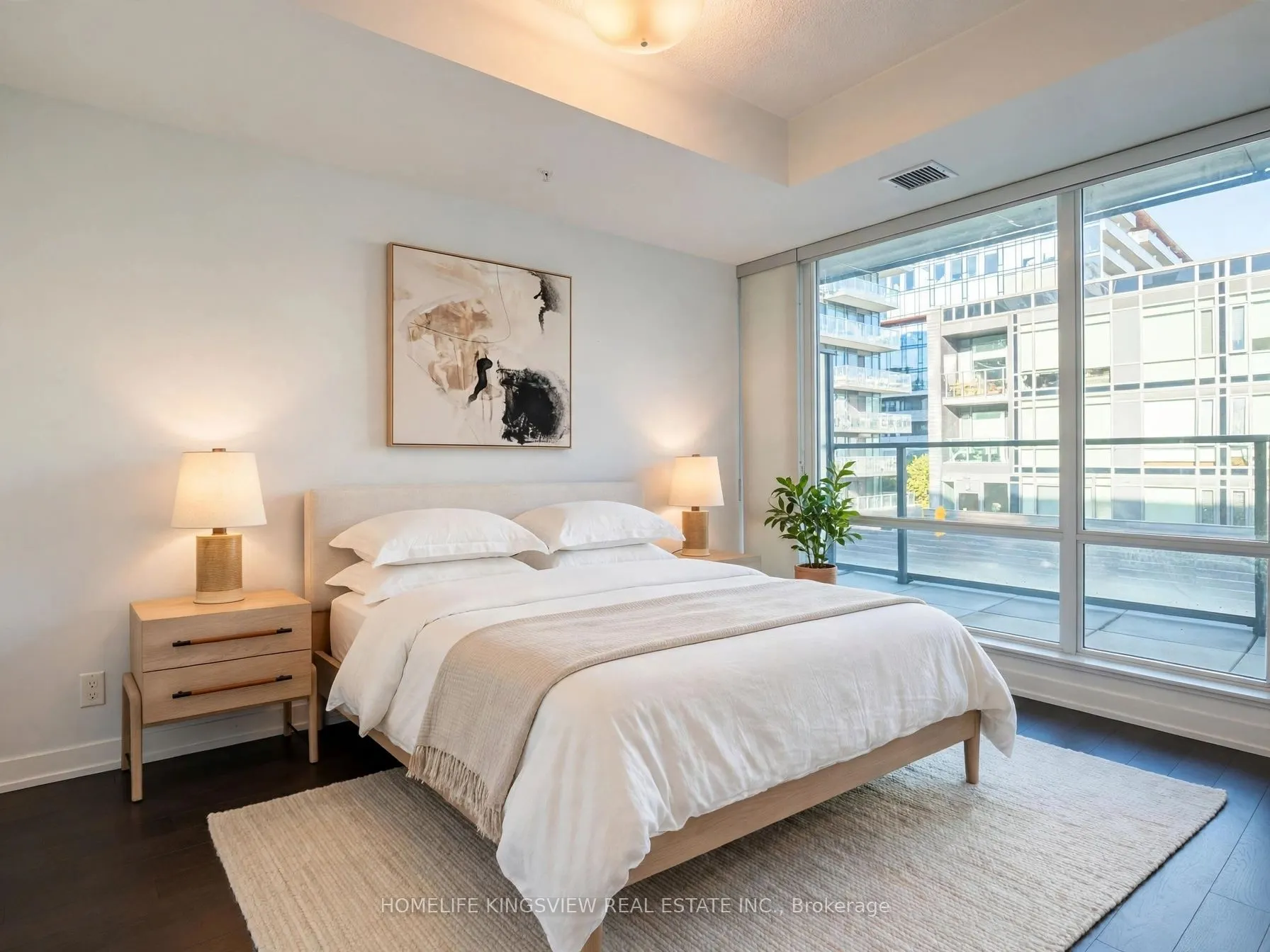 455 Front Street E #N302