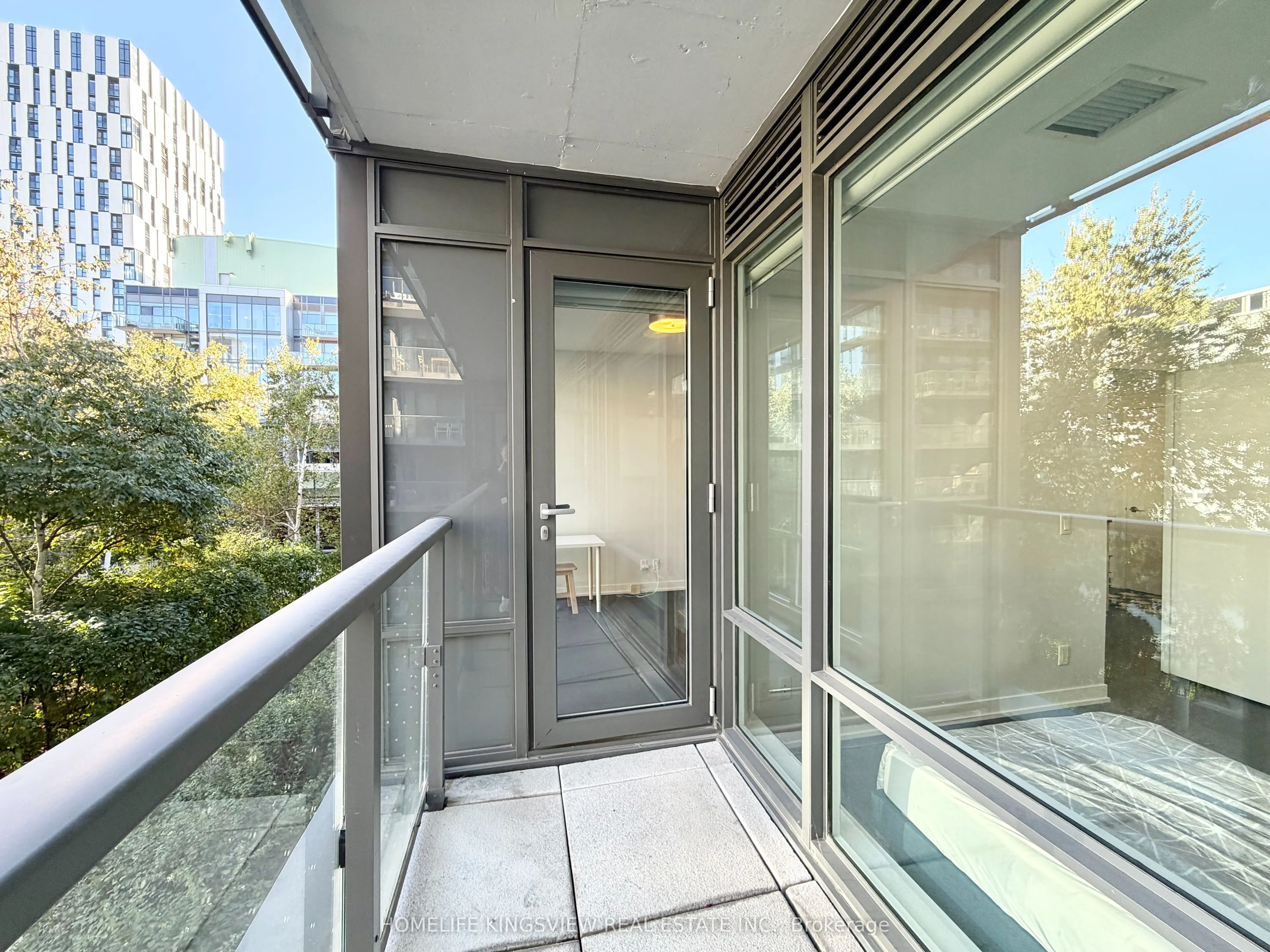 455 Front Street E #N302