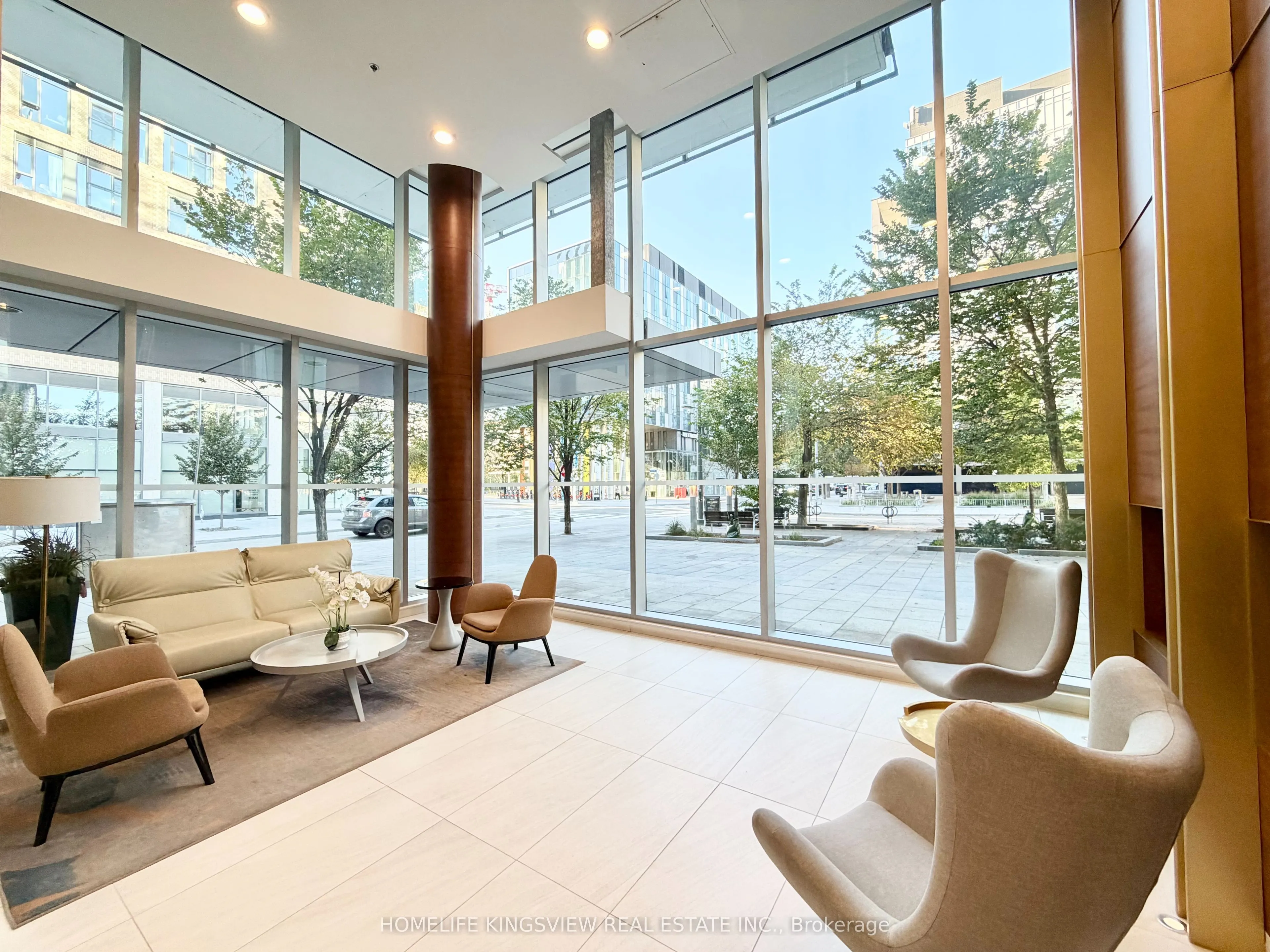 455 Front Street E #N302