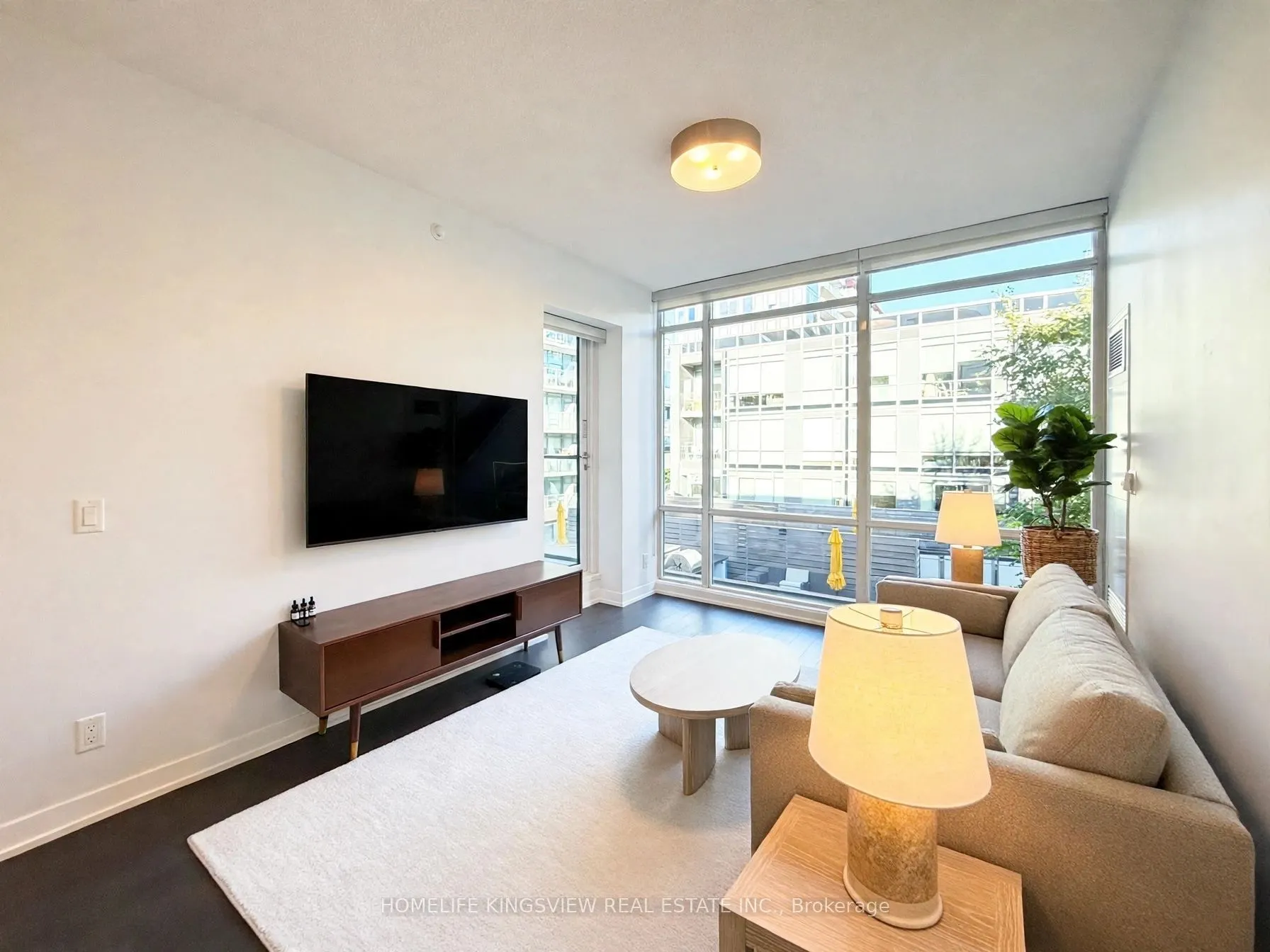 455 Front Street E #N302