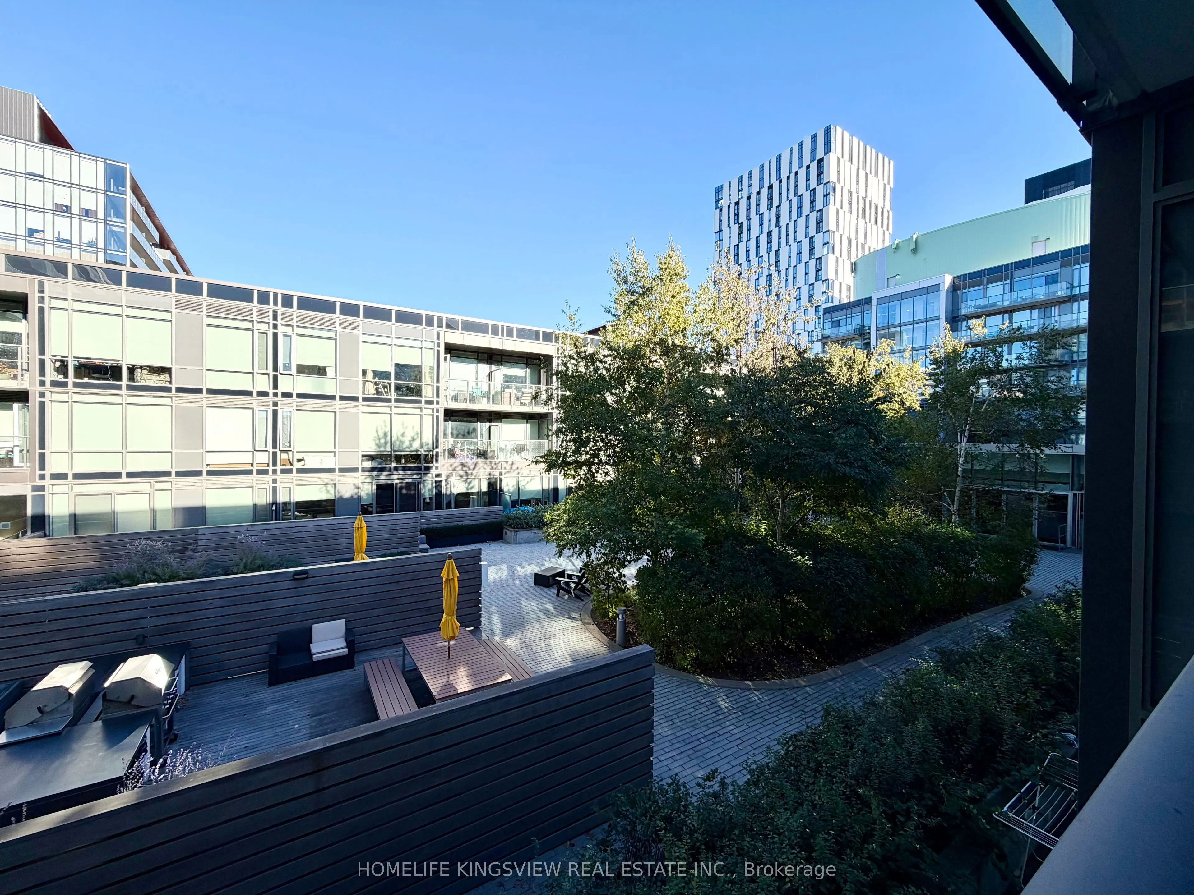 455 Front Street E #N302