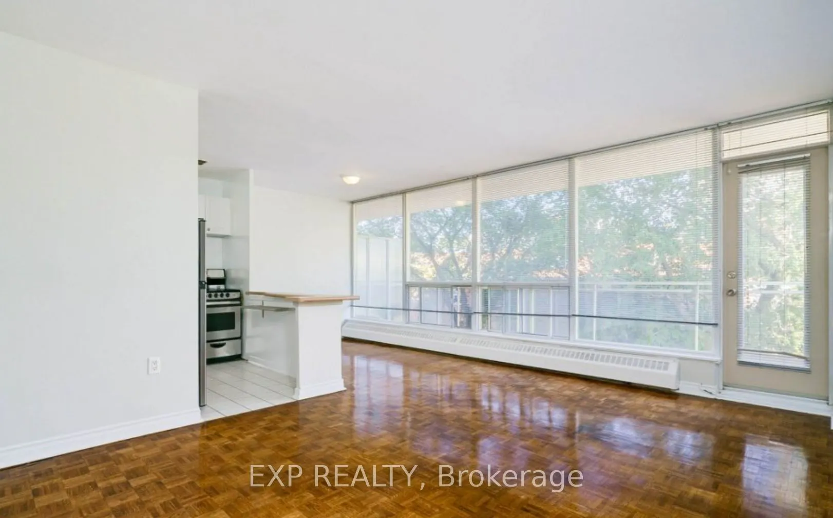 160 Balmoral Avenue #702