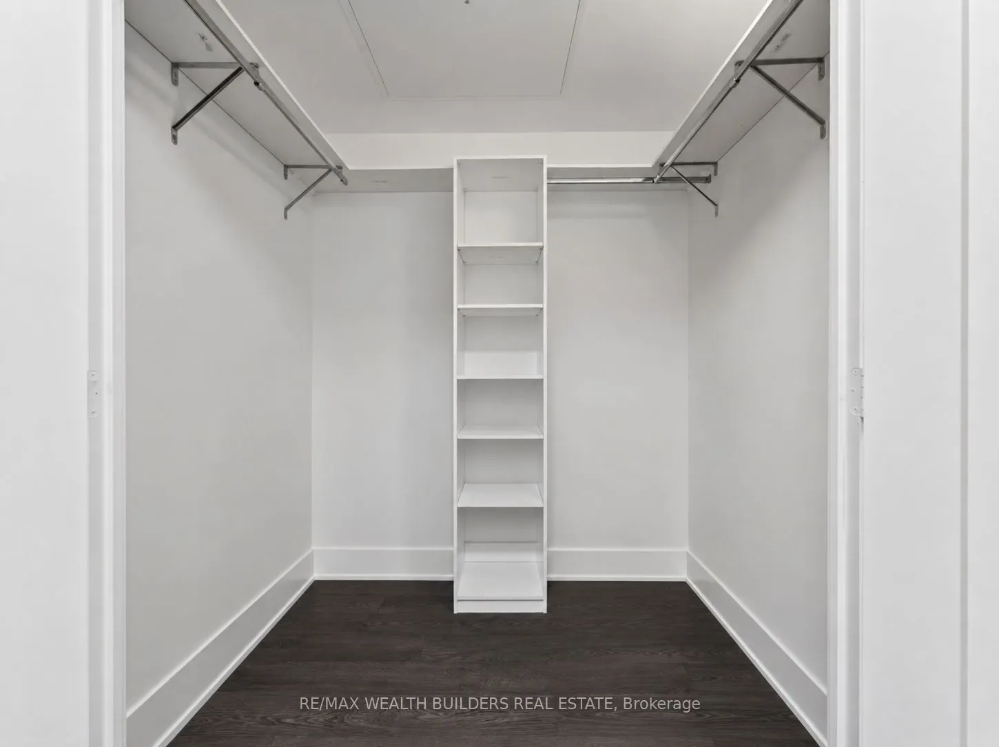 15 Merchants Wharf Way #1133