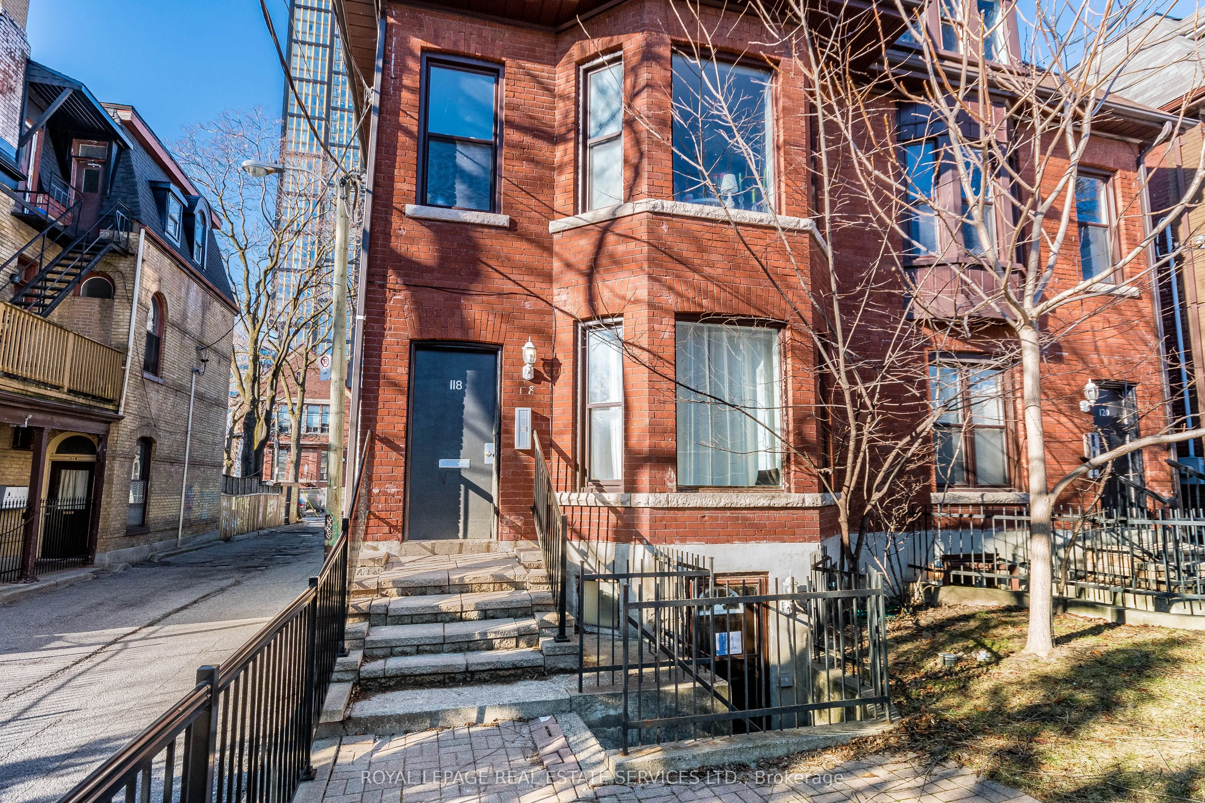 118 Pembroke Street #L1
