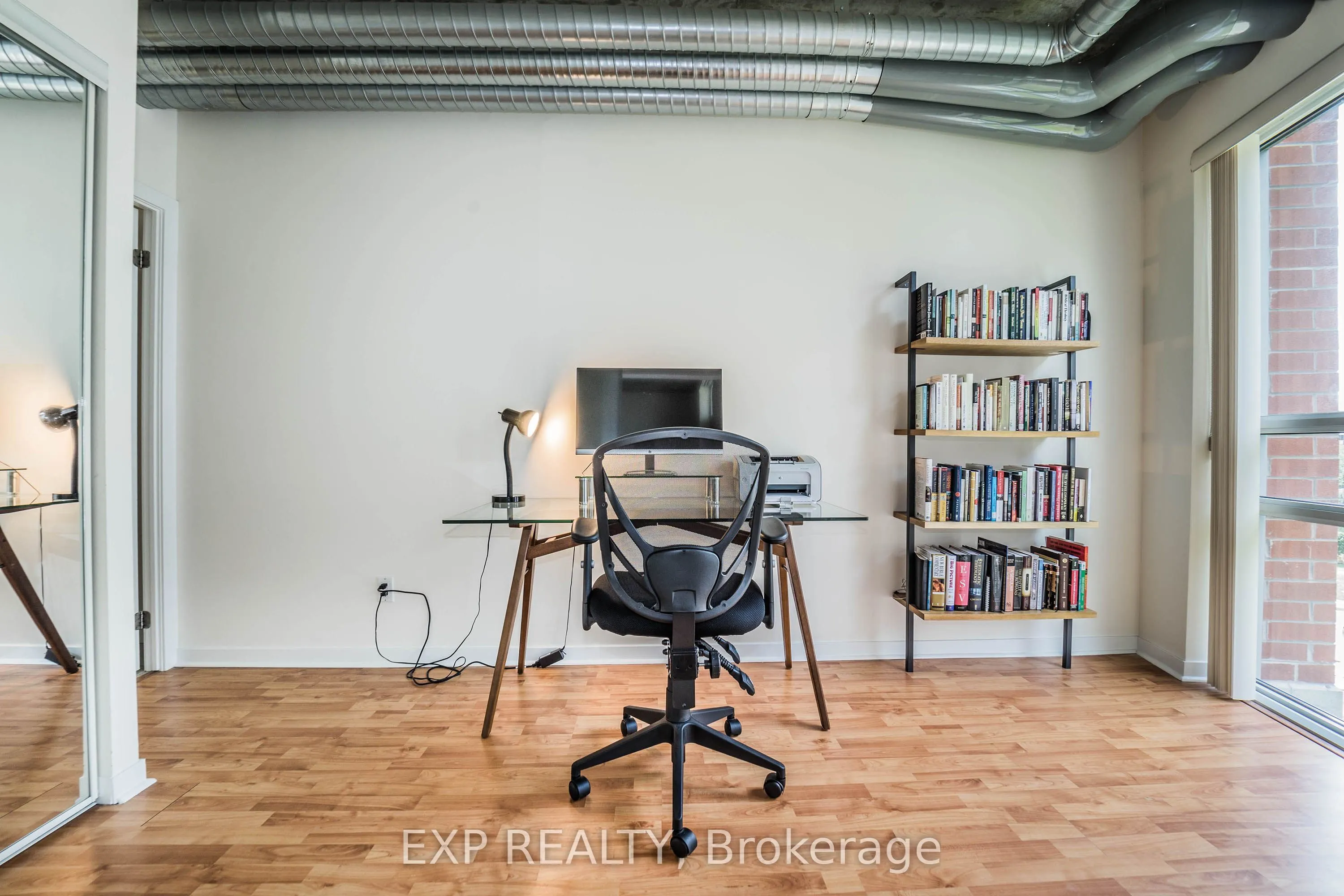 150 Sudbury Street #403