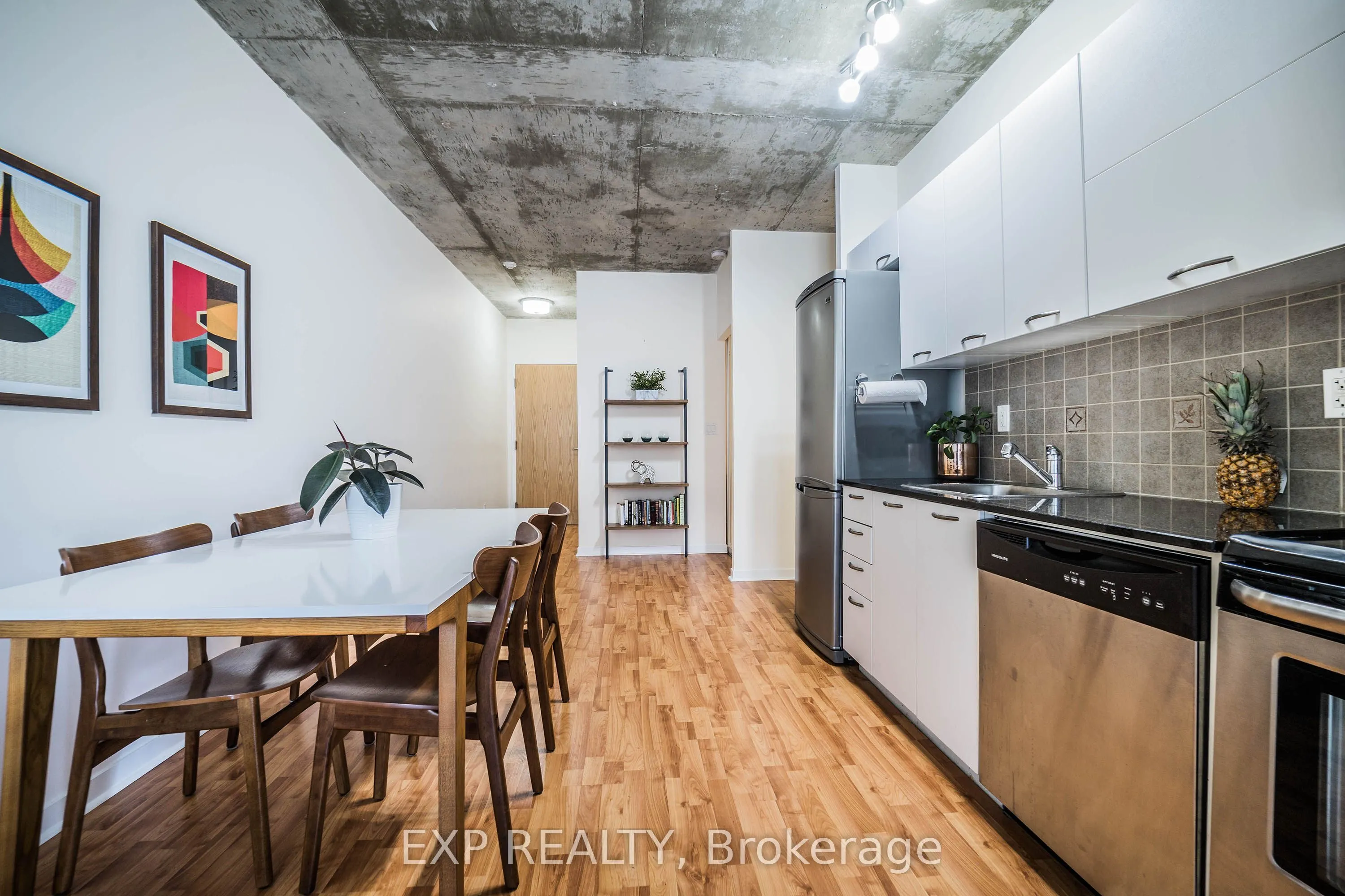 150 Sudbury Street #403
