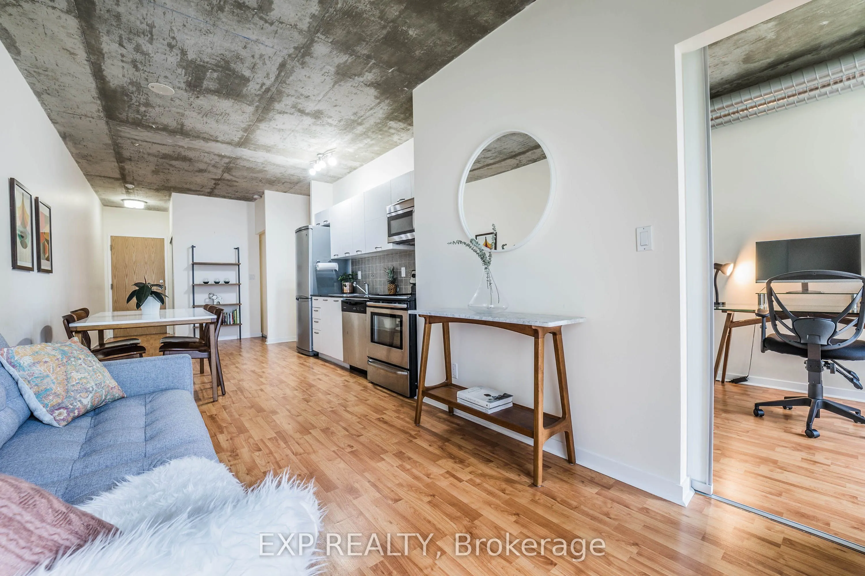 150 Sudbury Street #403