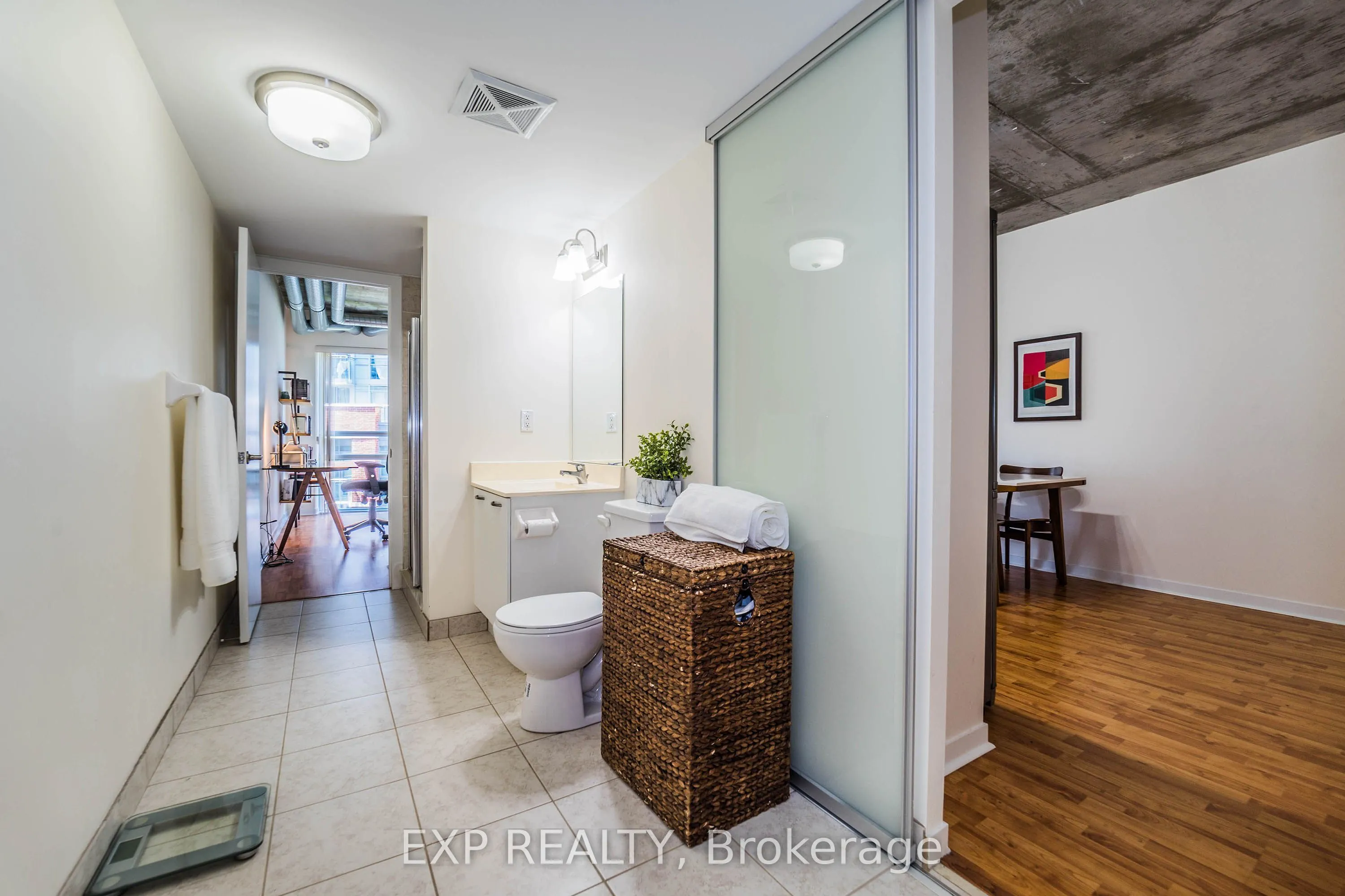 150 Sudbury Street #403