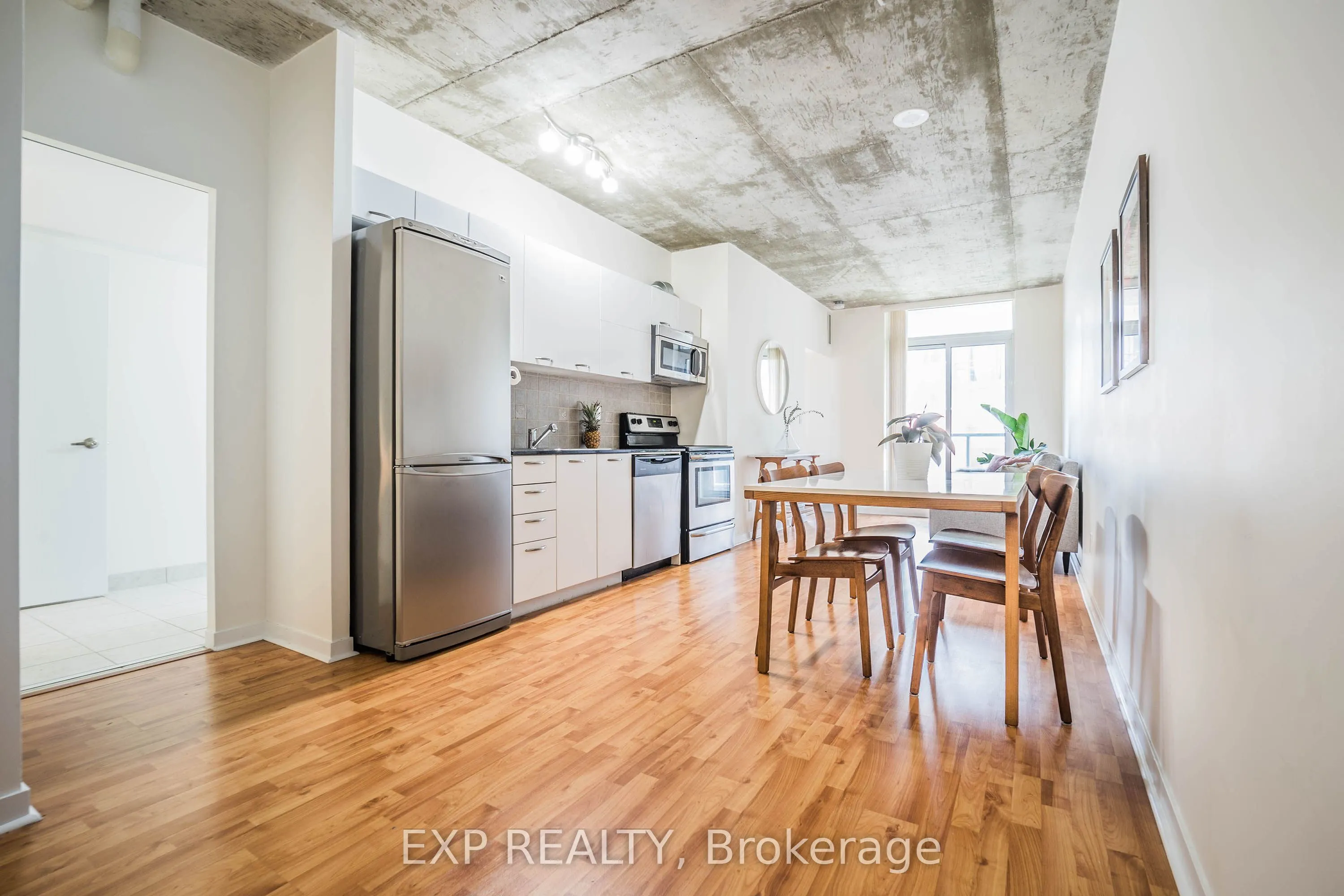 150 Sudbury Street #403