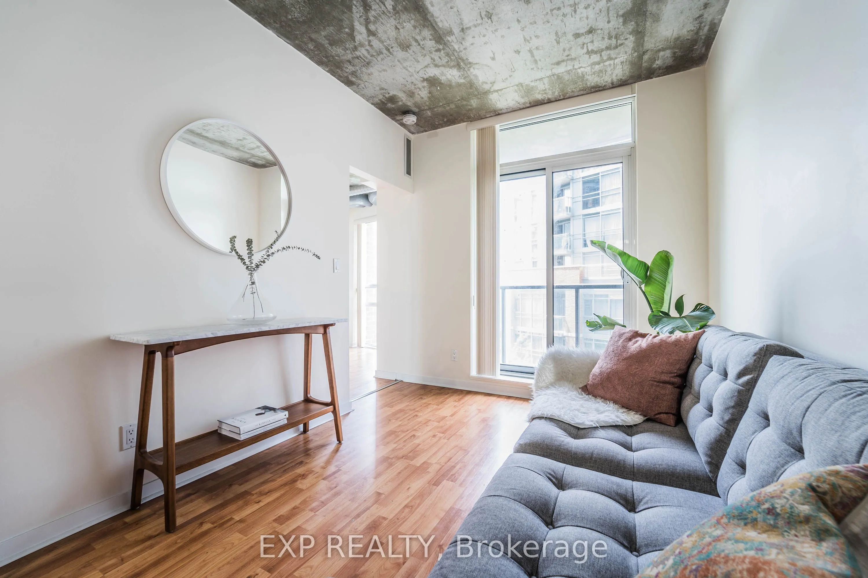 150 Sudbury Street #403