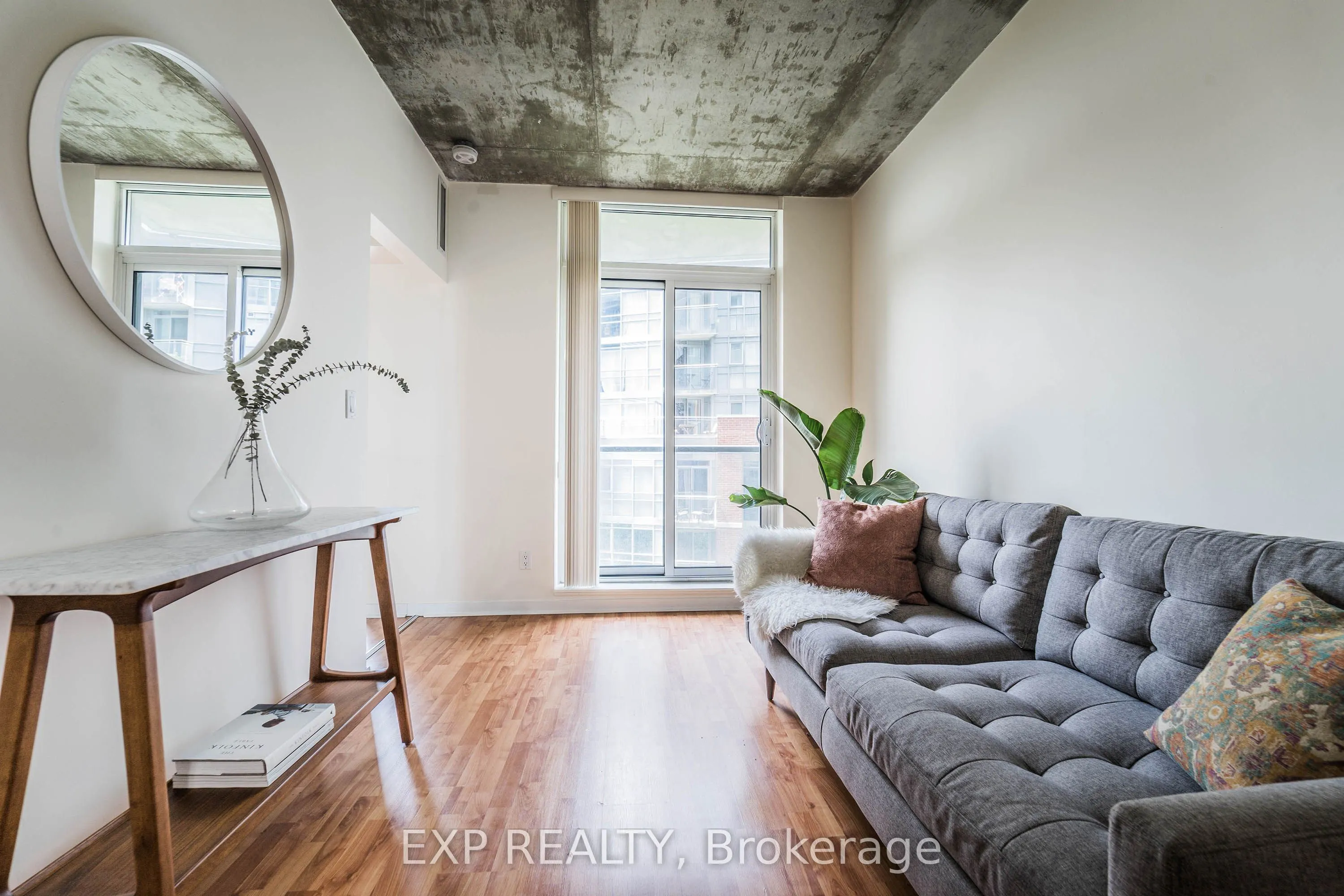 150 Sudbury Street #403