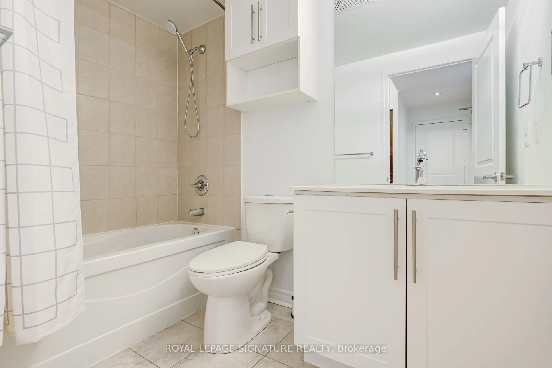 2885 Bayview Avenue #239