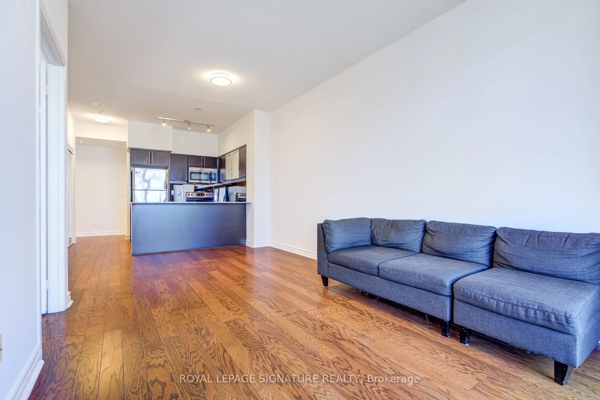 2885 Bayview Avenue #239