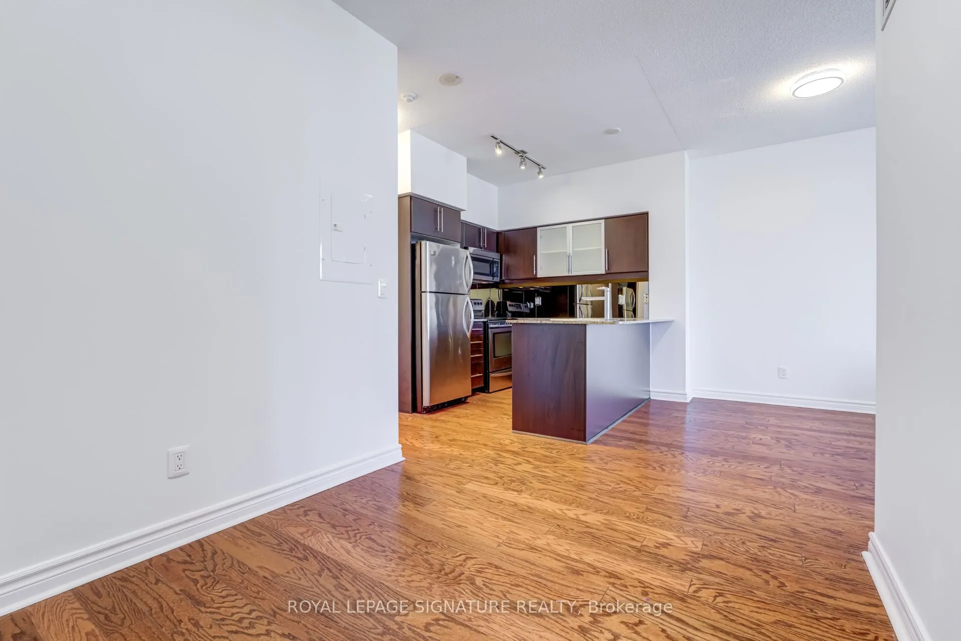 2885 Bayview Avenue #239