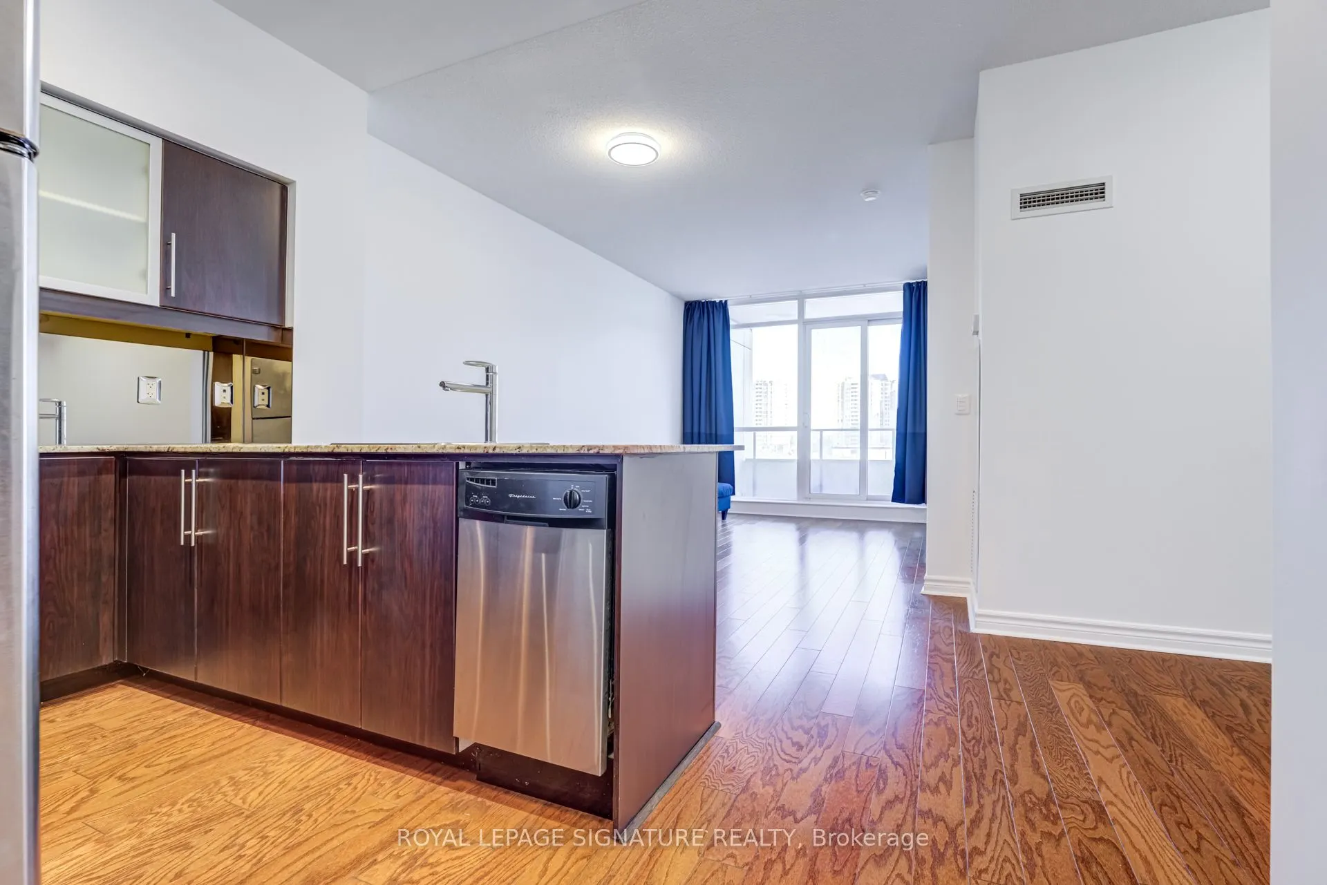 2885 Bayview Avenue #239