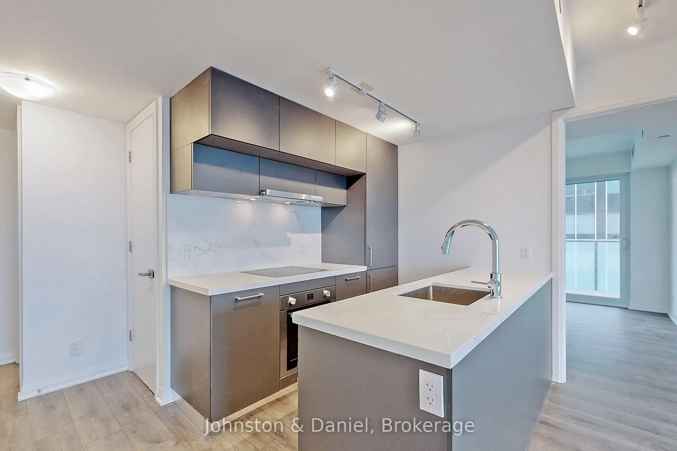 99 Foxbar Road #1404