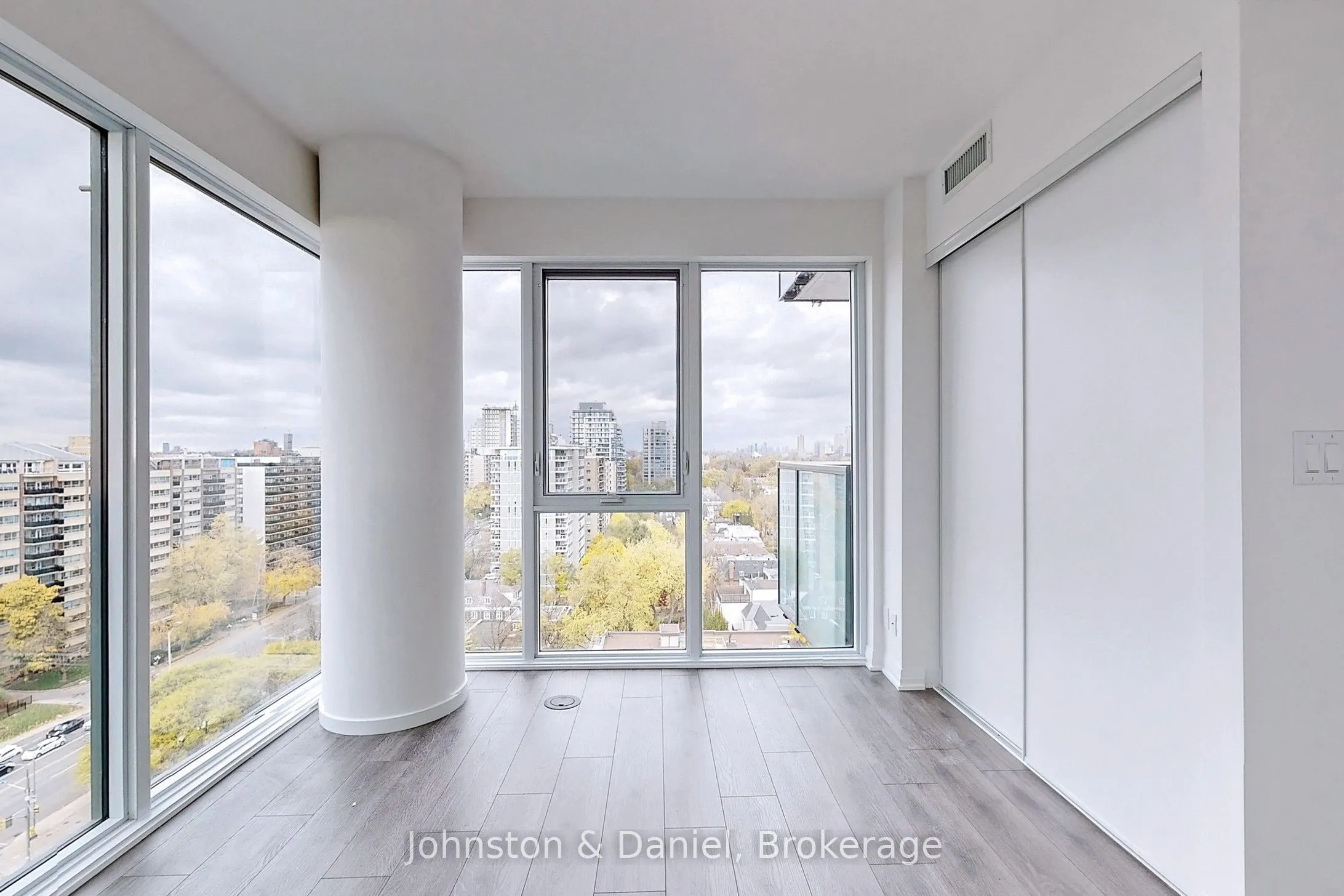 99 Foxbar Road #1404