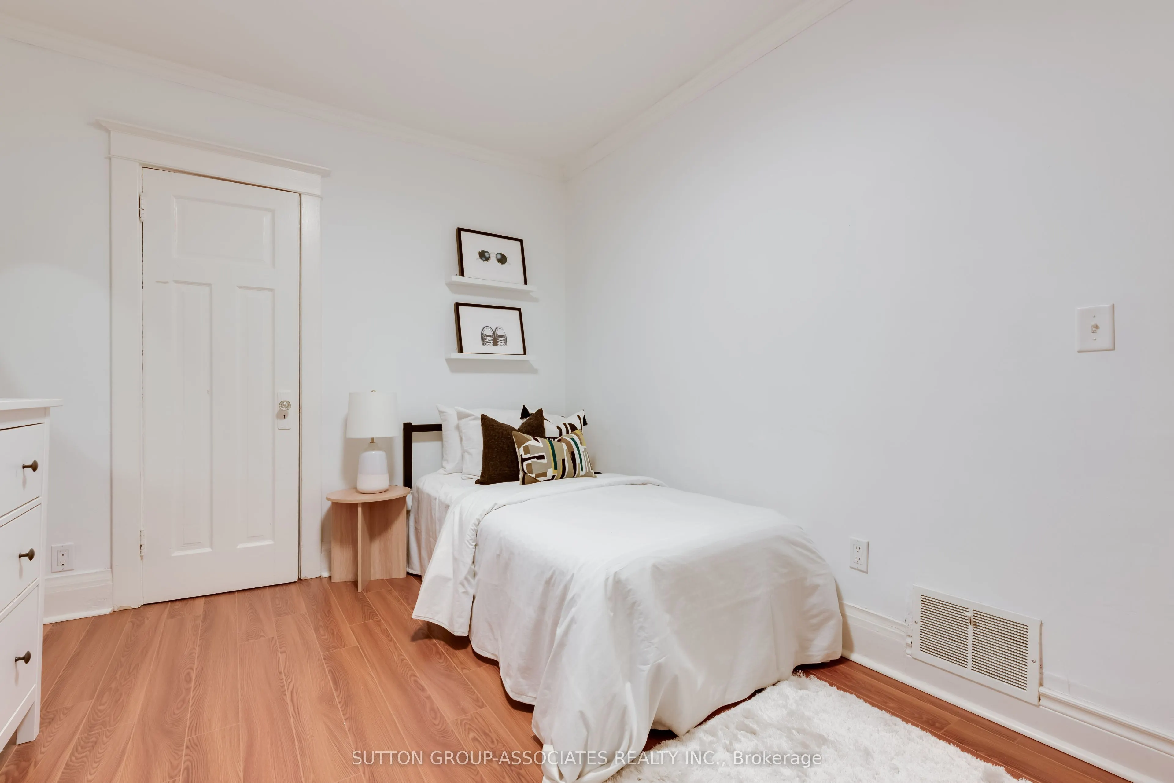 294 Glenholme Avenue