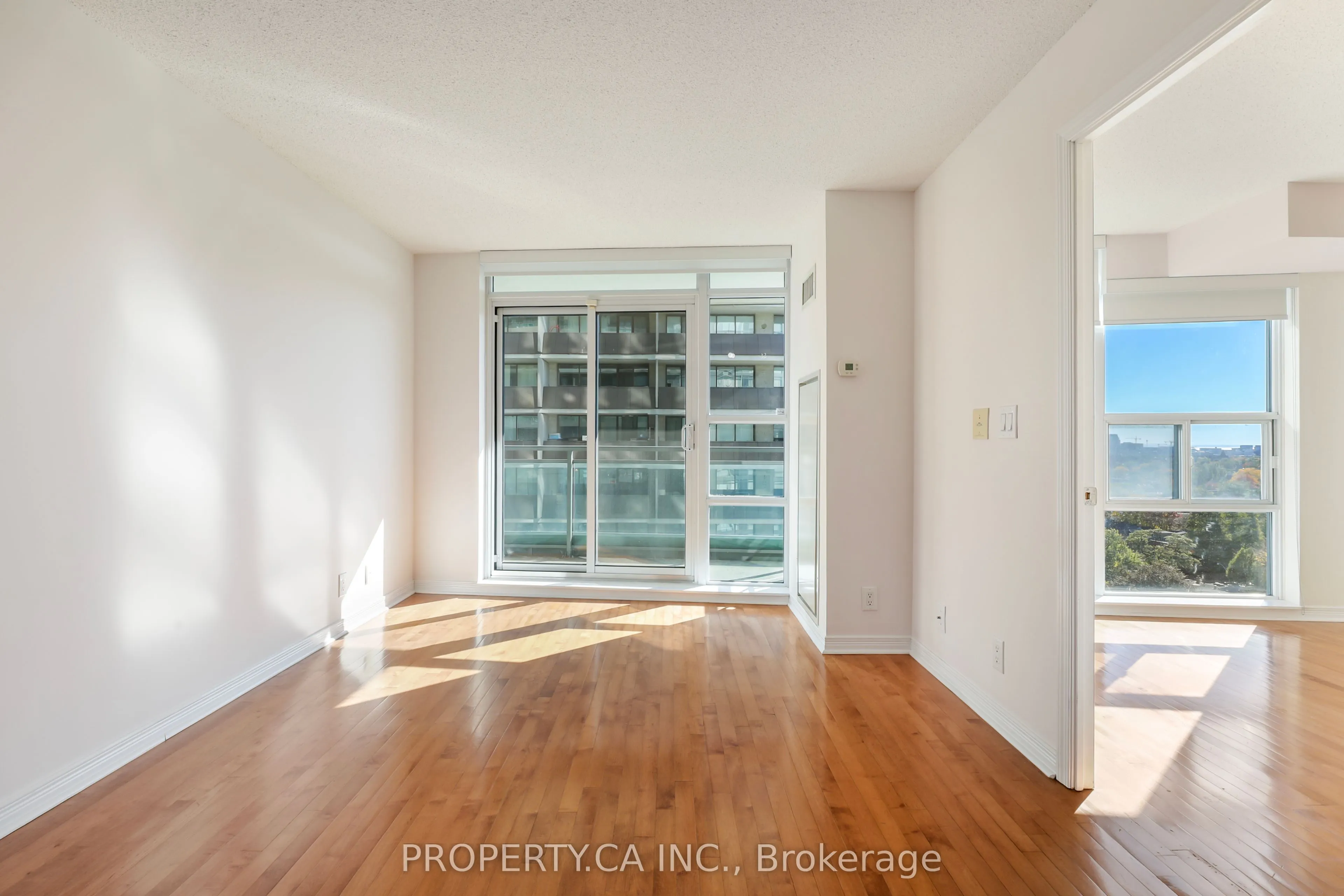 736 Spadina Avenue #1203