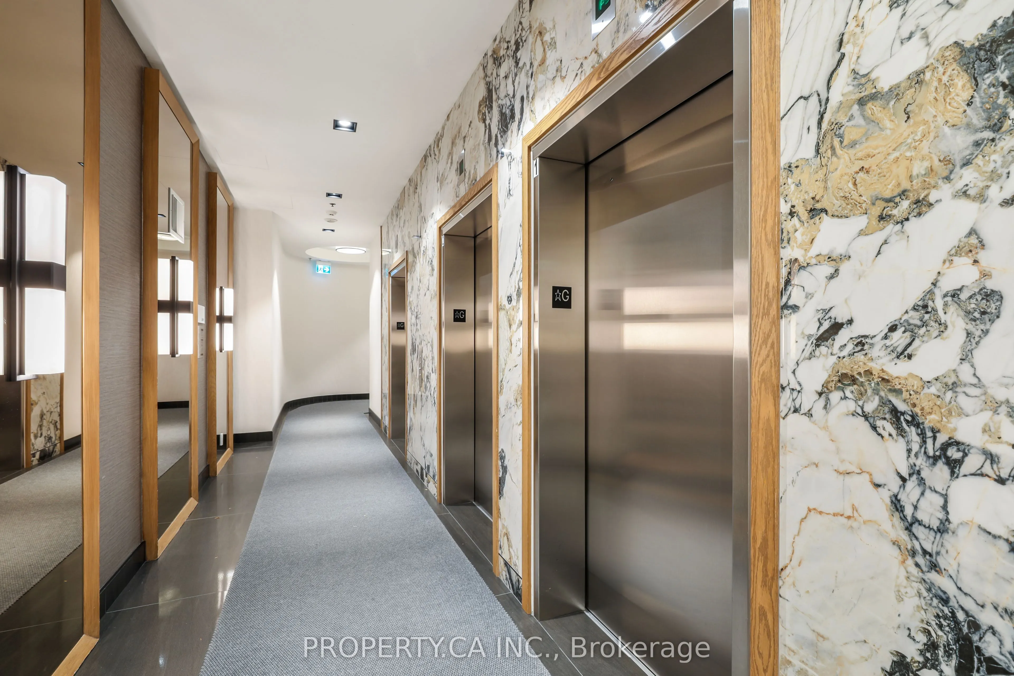 736 Spadina Avenue #1203
