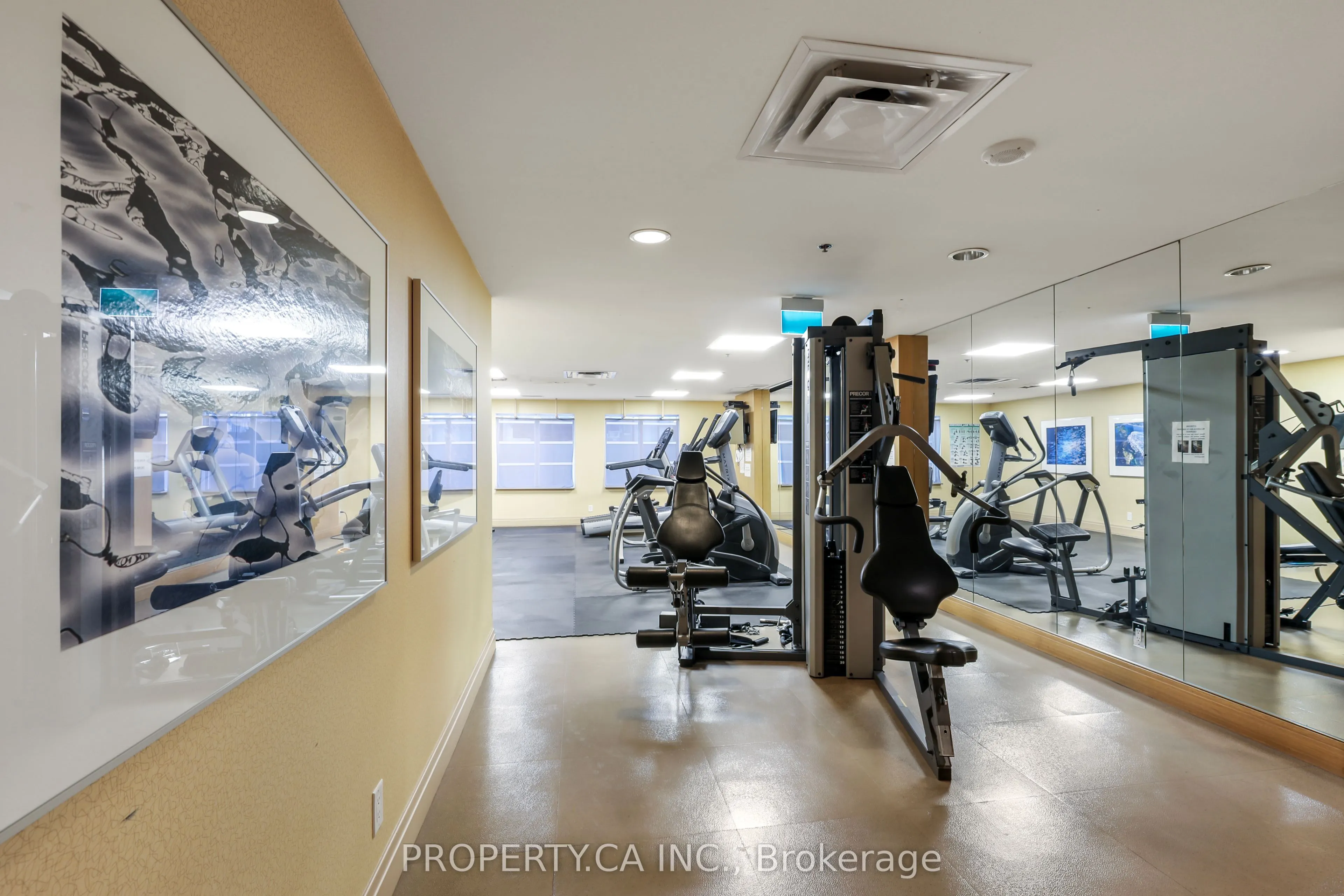 736 Spadina Avenue #1203