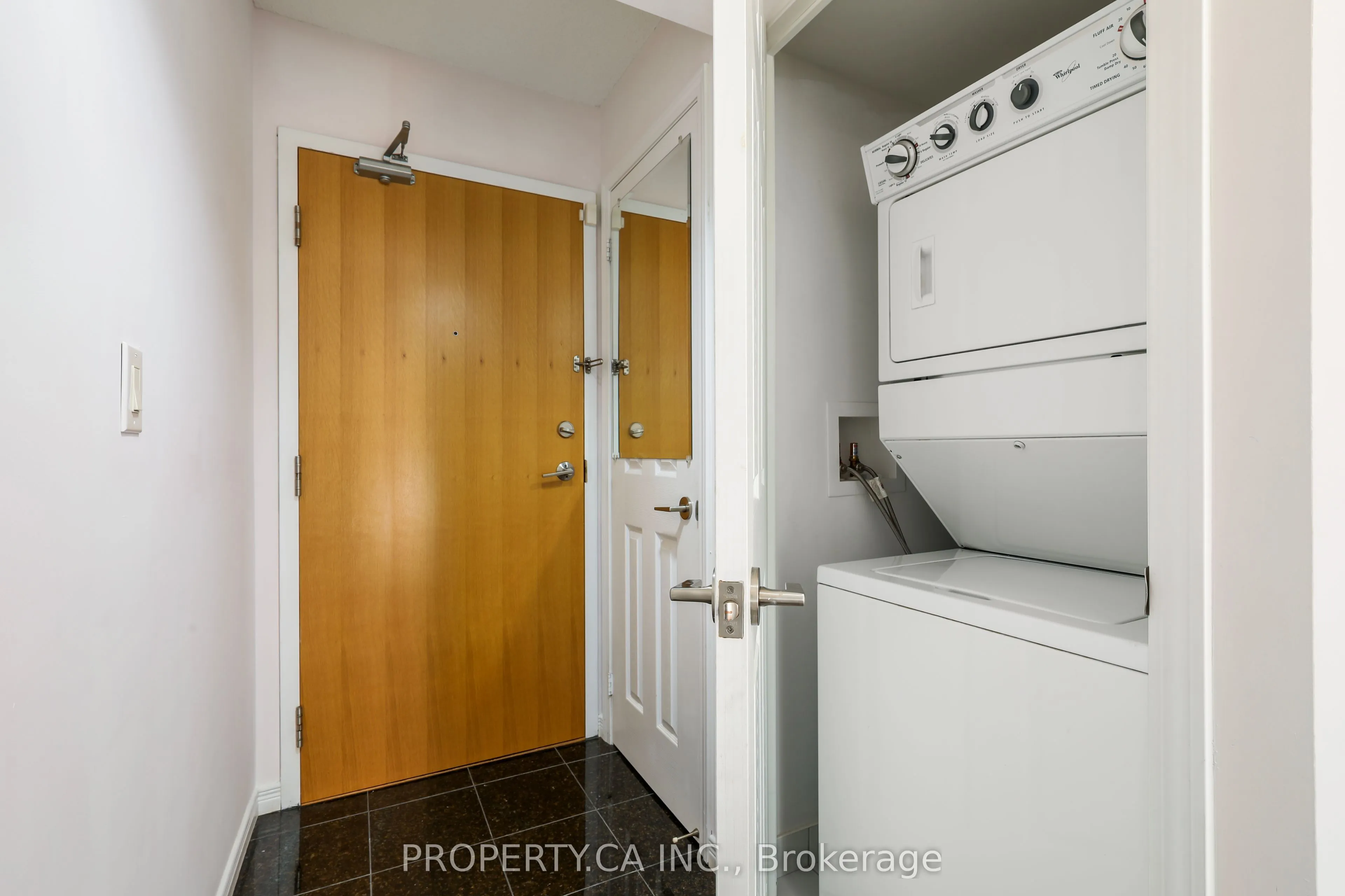 736 Spadina Avenue #1203