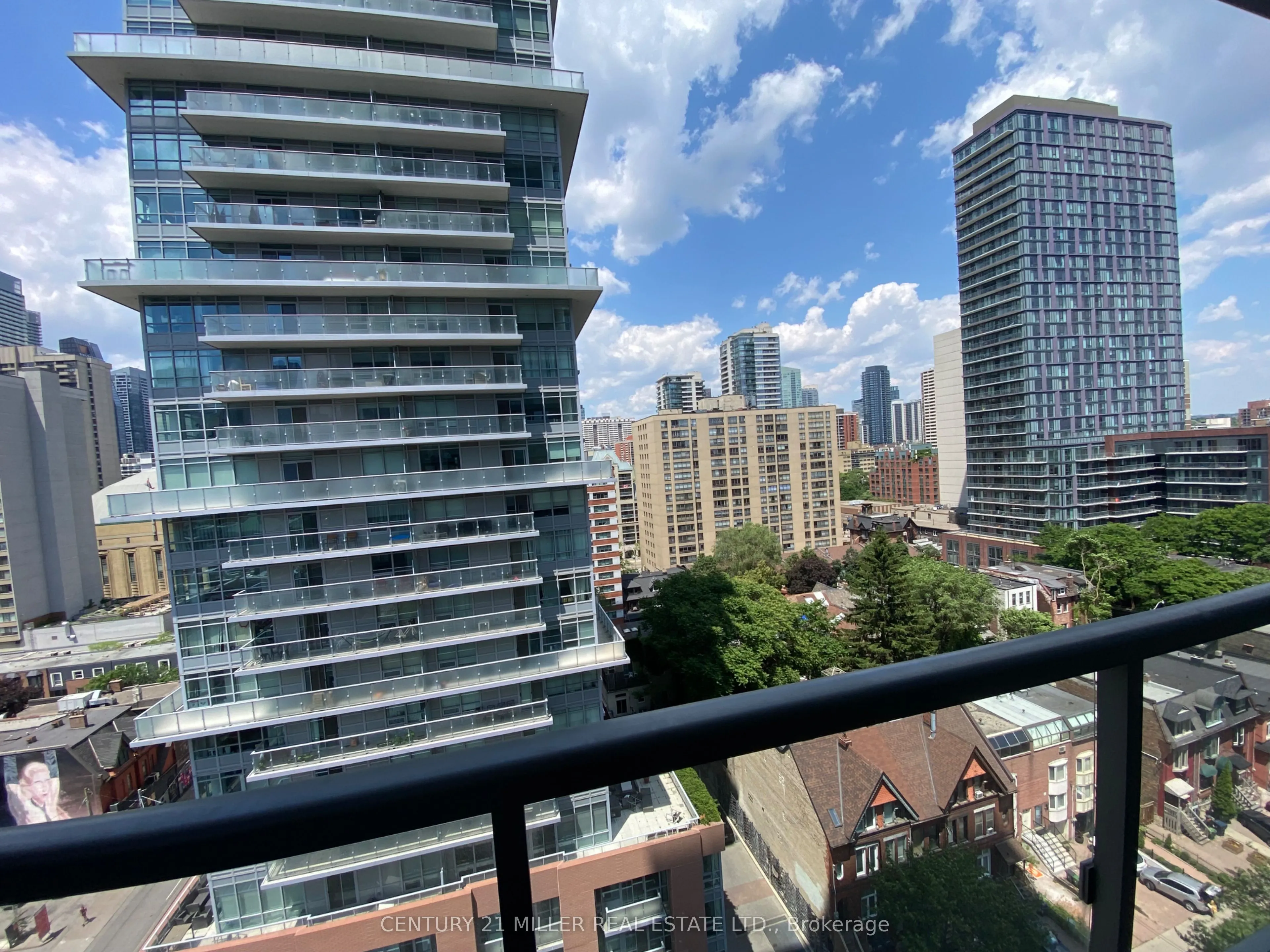 89 Mcgill Street #1104