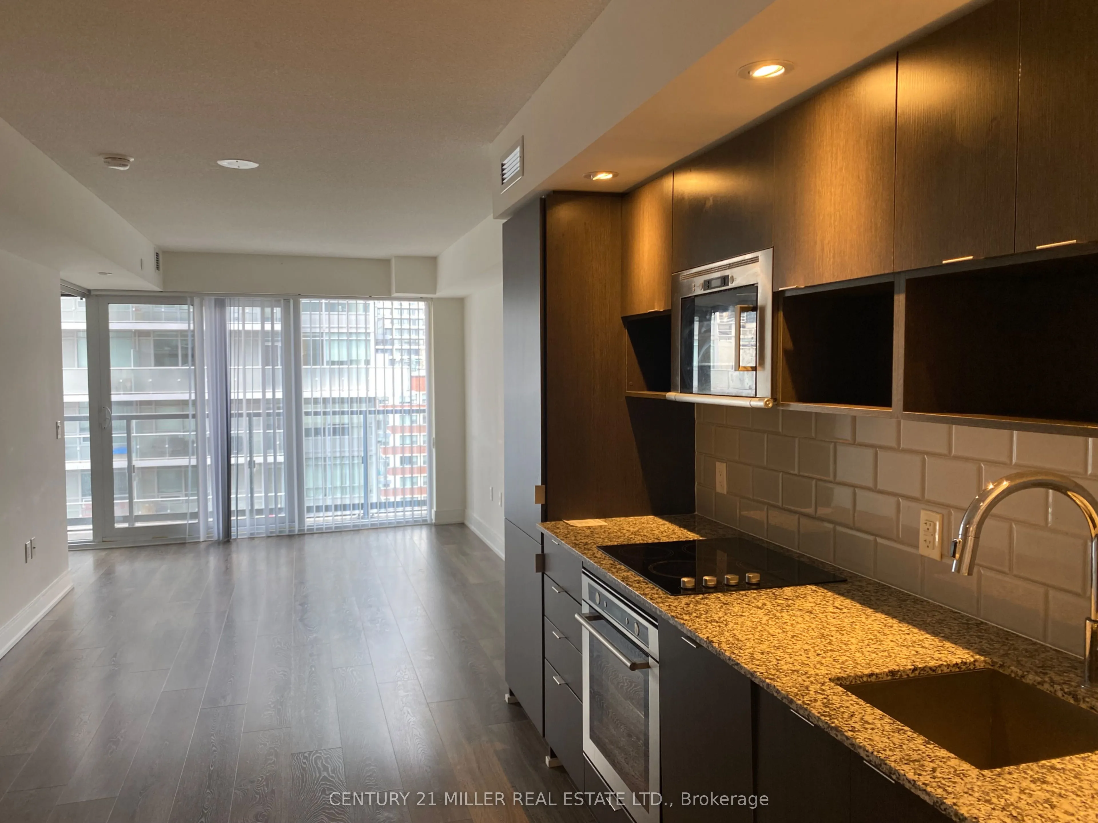 89 Mcgill Street #1104