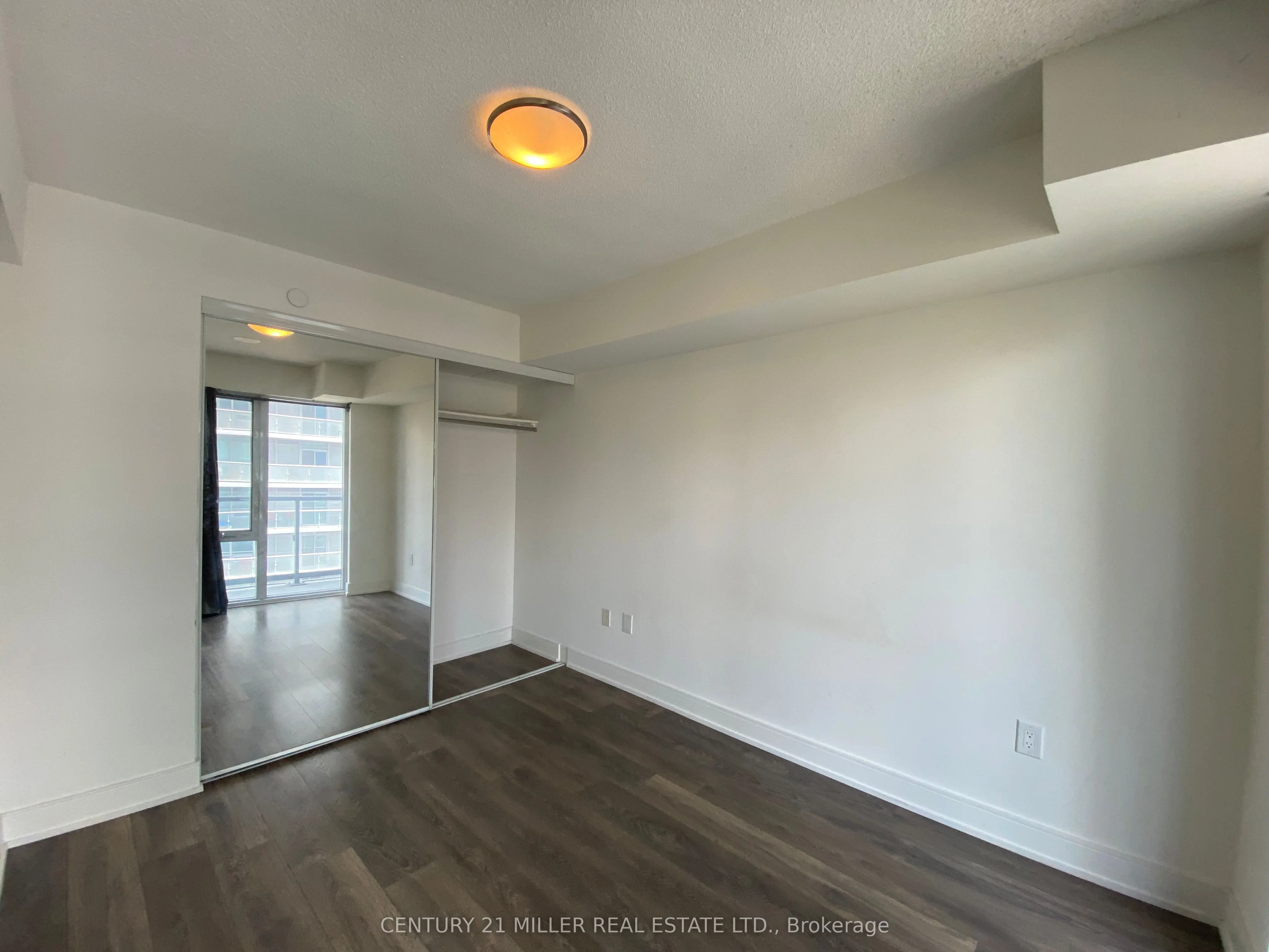89 Mcgill Street #1104