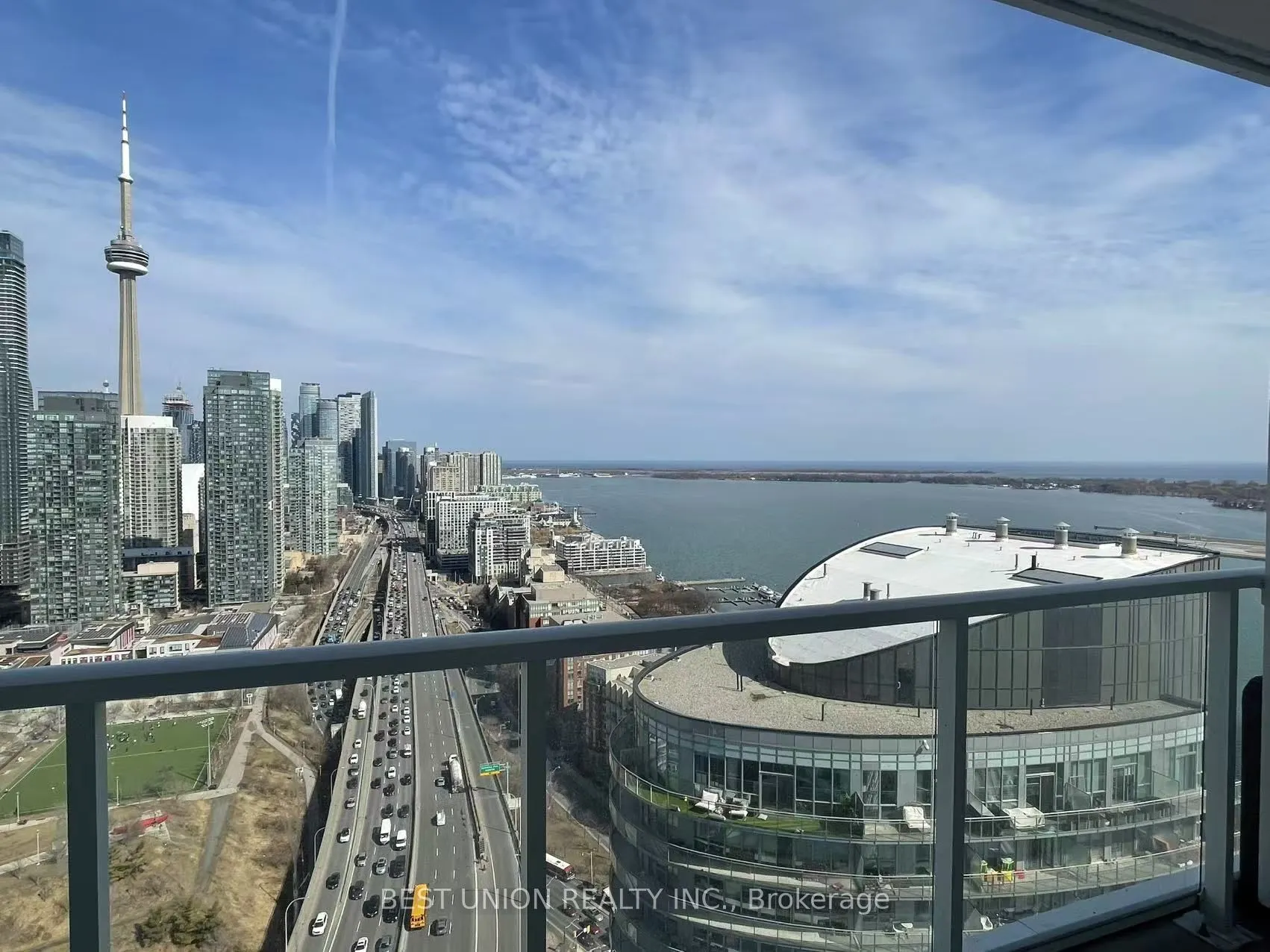 17 Bathurst Street #3910