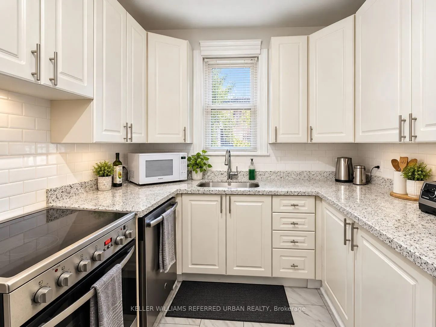 1227 Avenue Road #Upper