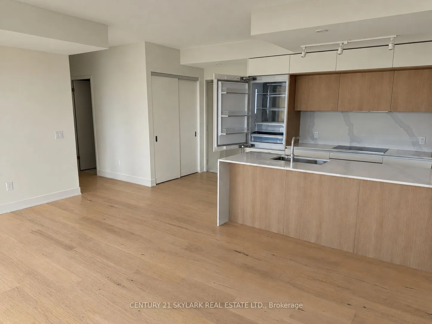 322 Dupont Street #903