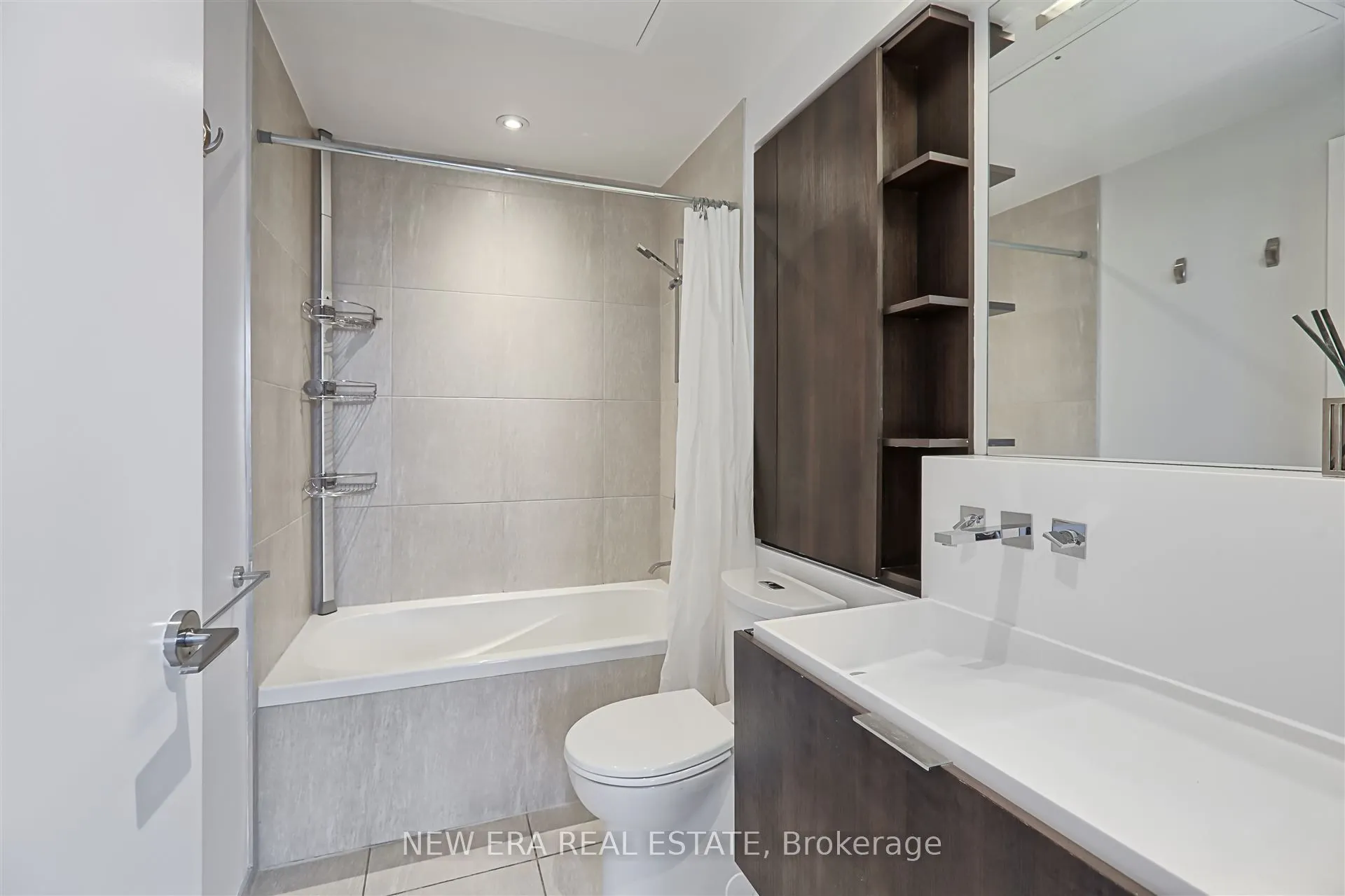101 Charles Street E #1703