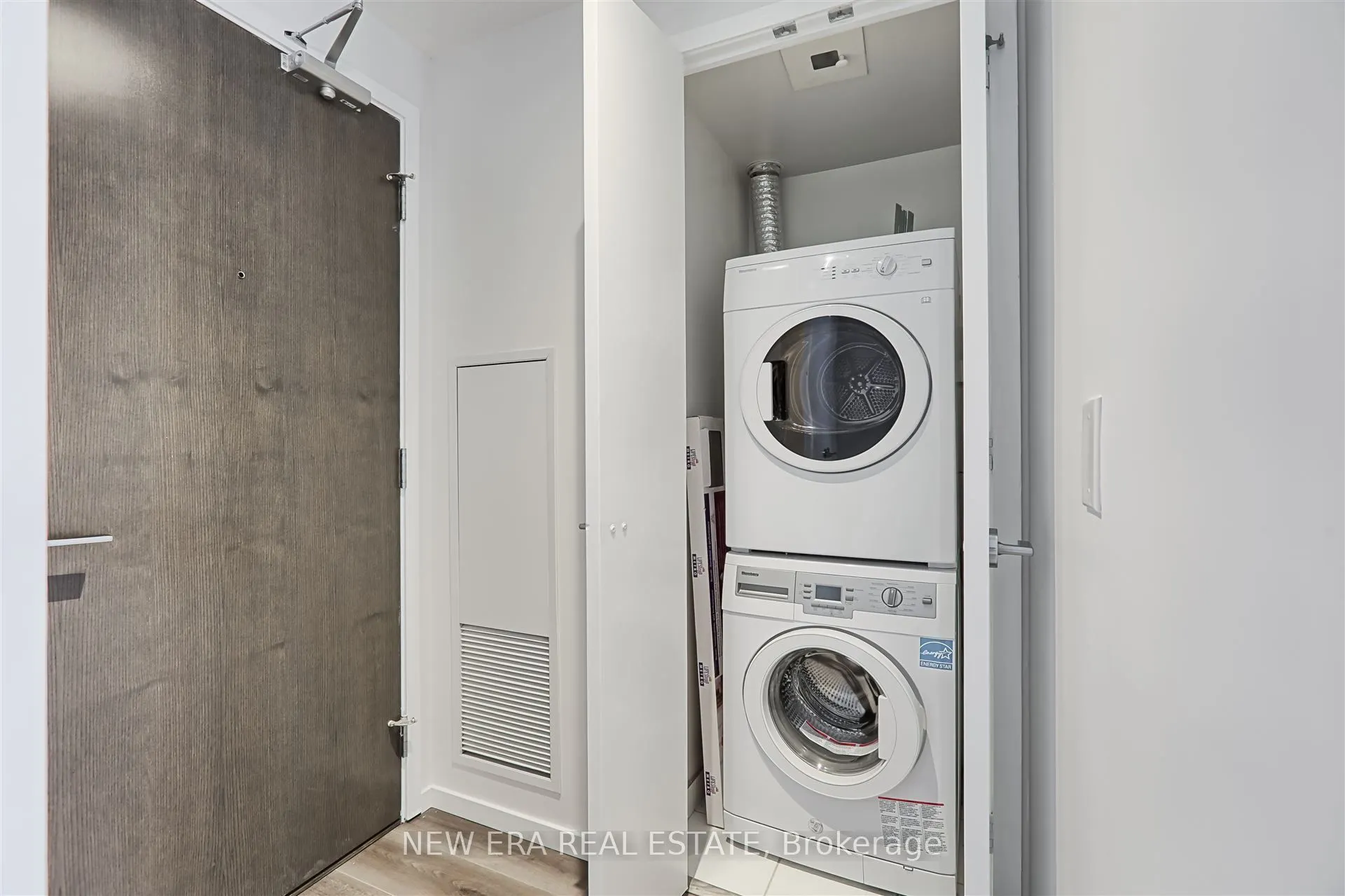 101 Charles Street E #1703