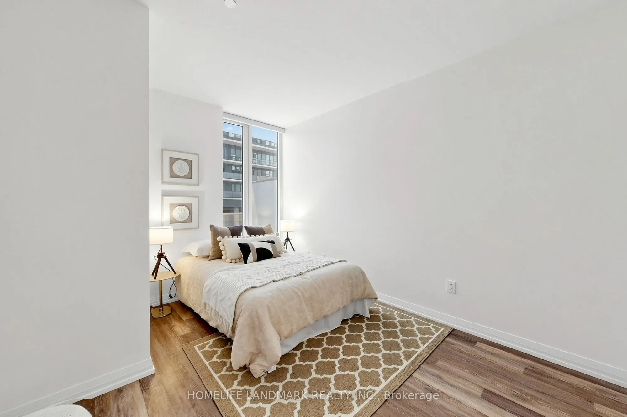 75 Canterbury Place #207
