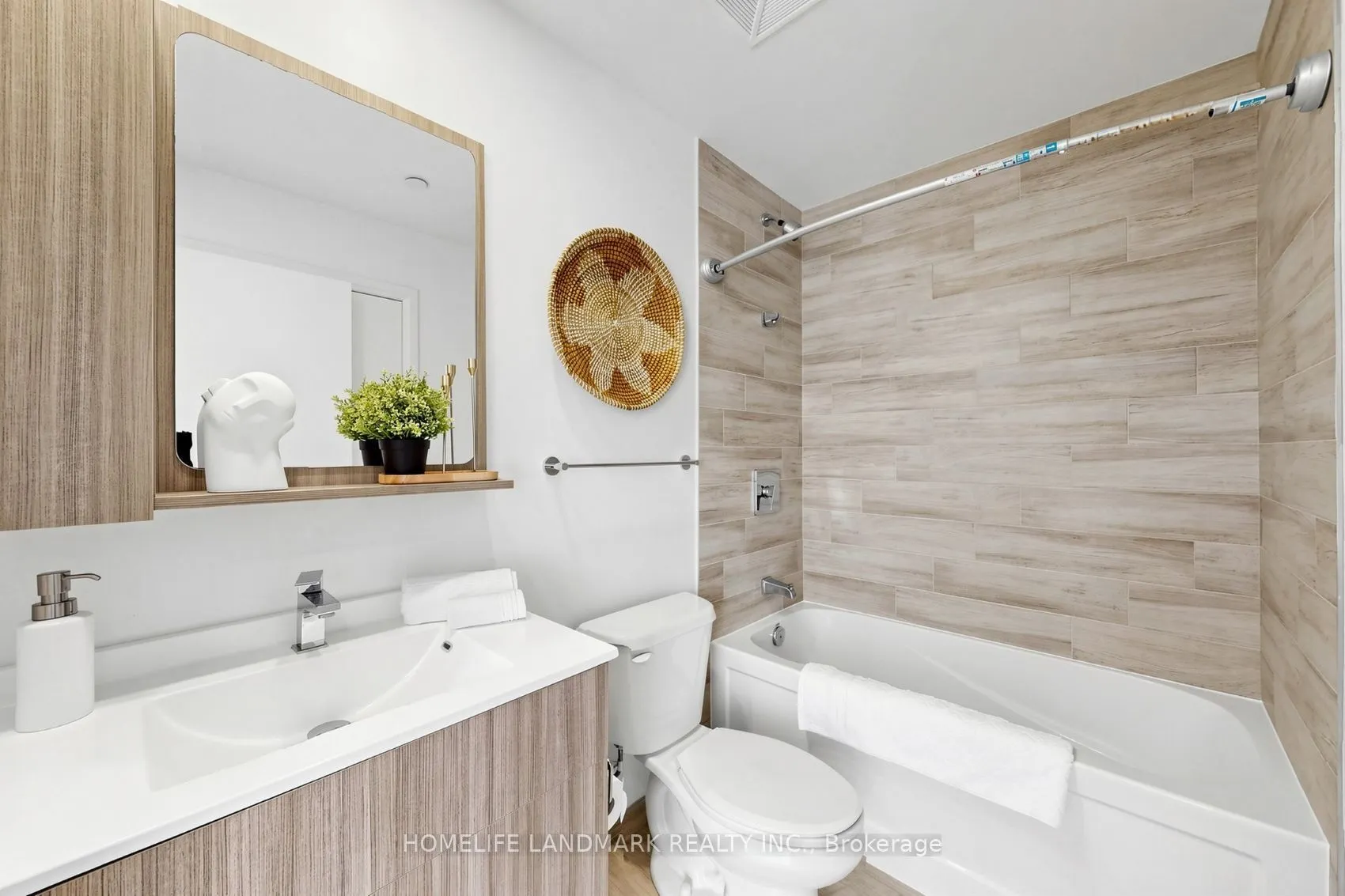 75 Canterbury Place #207