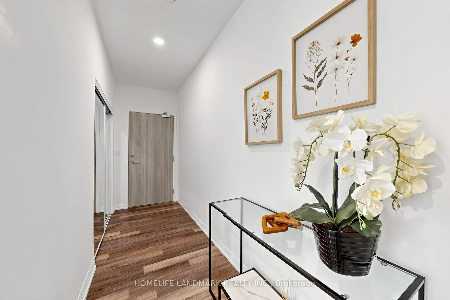 75 Canterbury Place #207