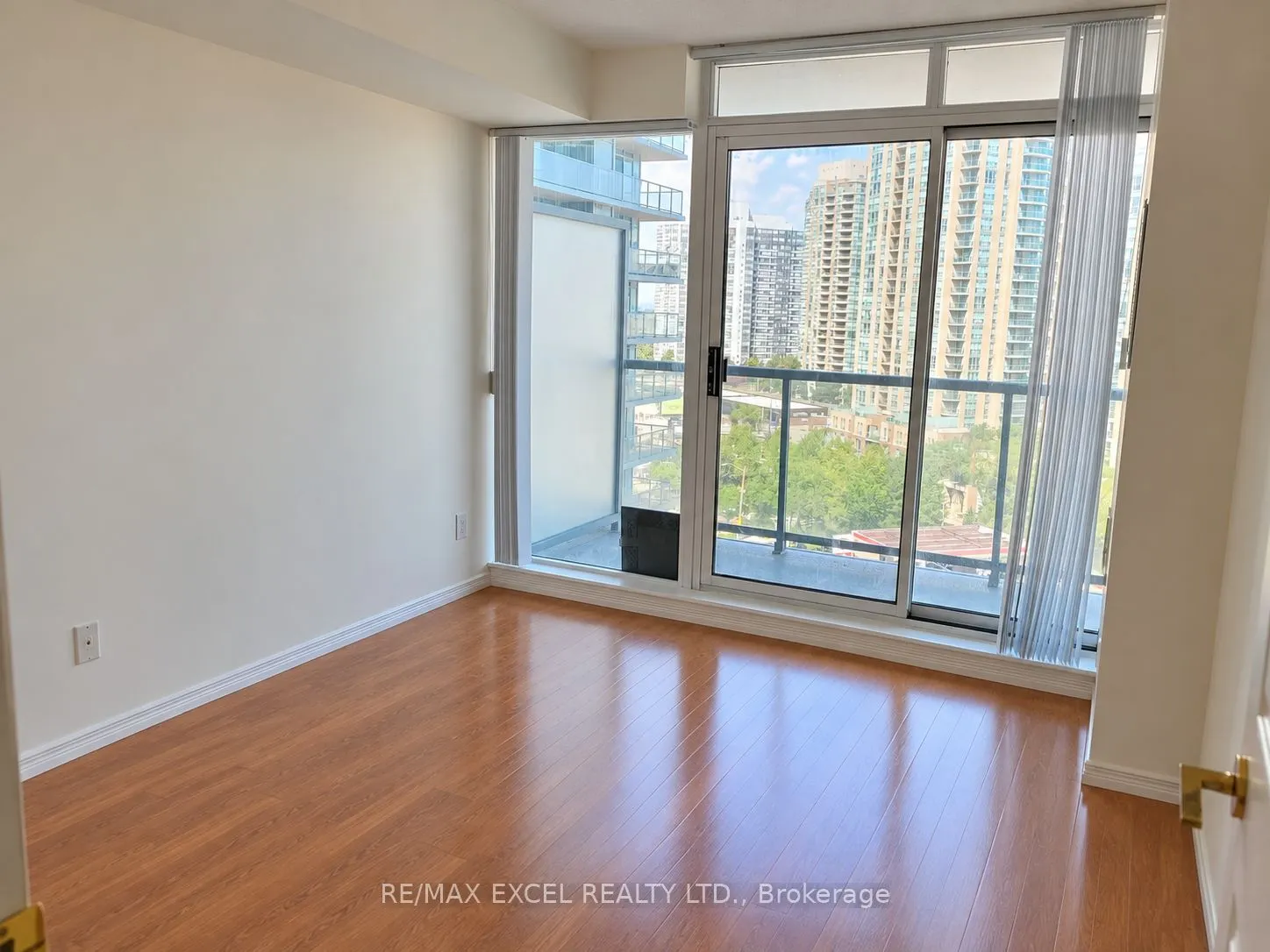 5500 Yonge Street #2011
